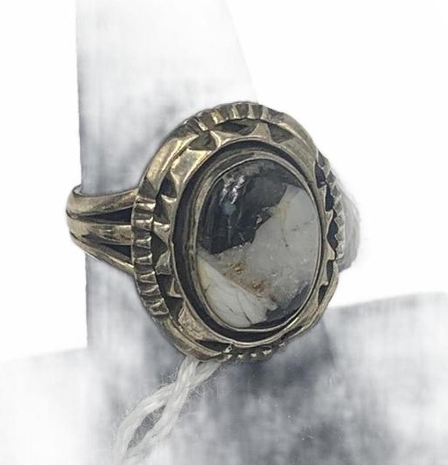 Other Sterling Silver N/S Nephrite Cabuchon Carved Bezel Ring Size ONE SIZE - 1 Preview