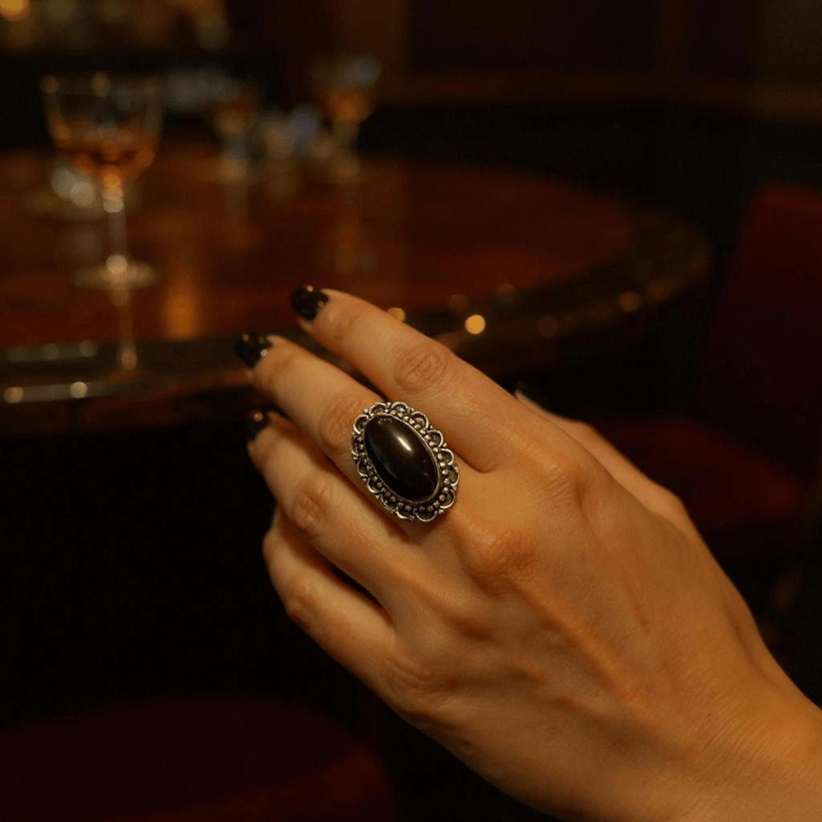 The Unbranded Brand Unique Oval Black Onyx Solitaire Sterling Silver Ring Sz 7 Size ONE SIZE - 5 Thumbnail