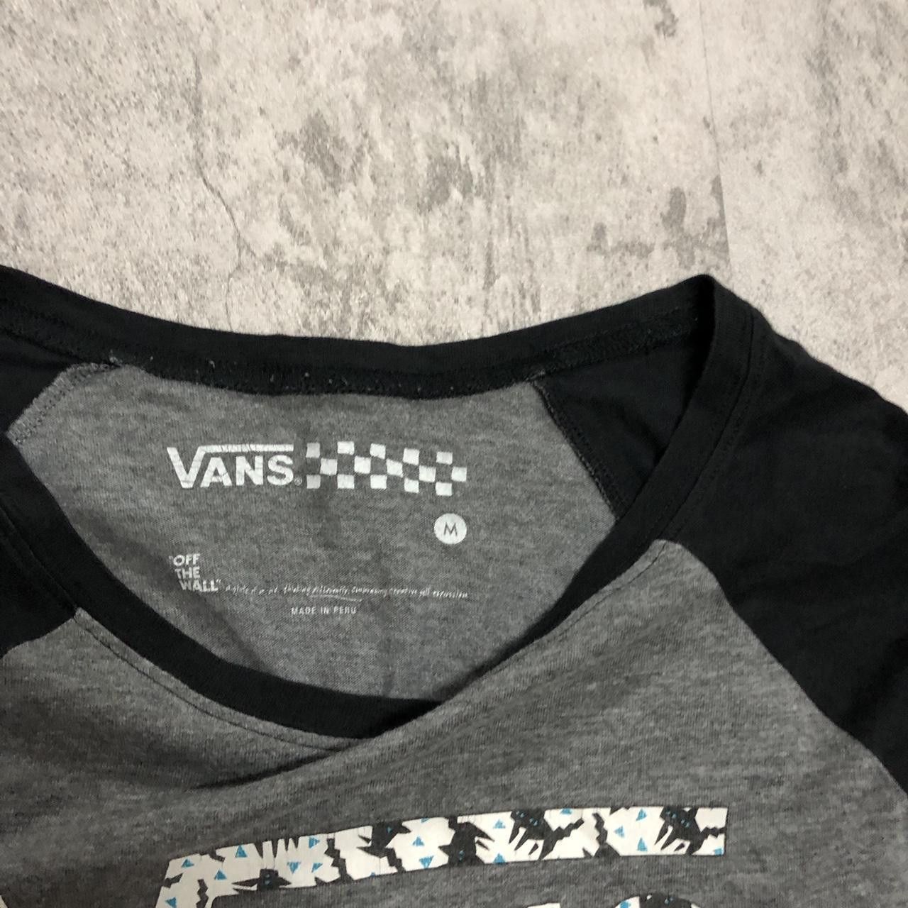 Vans Grey and black Vans long sleeve shirt #skaterstyle Size US M / EU 48-50 / 2 - 3 Thumbnail