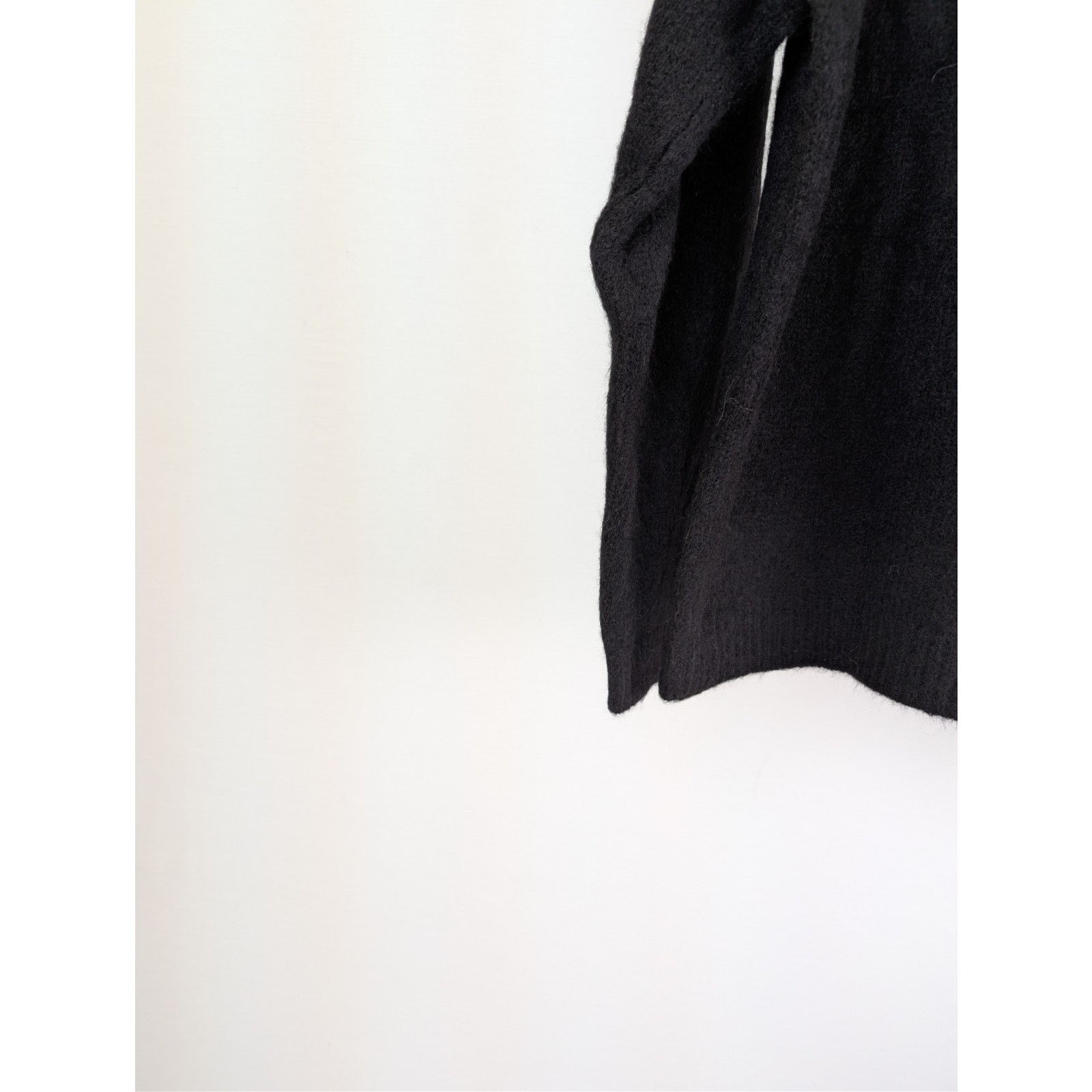 A.P.C. o1rshd1 Pull Tyler Crewneck Sweatshirt in Noir Size US M / EU 48-50 / 2 - 14 Thumbnail