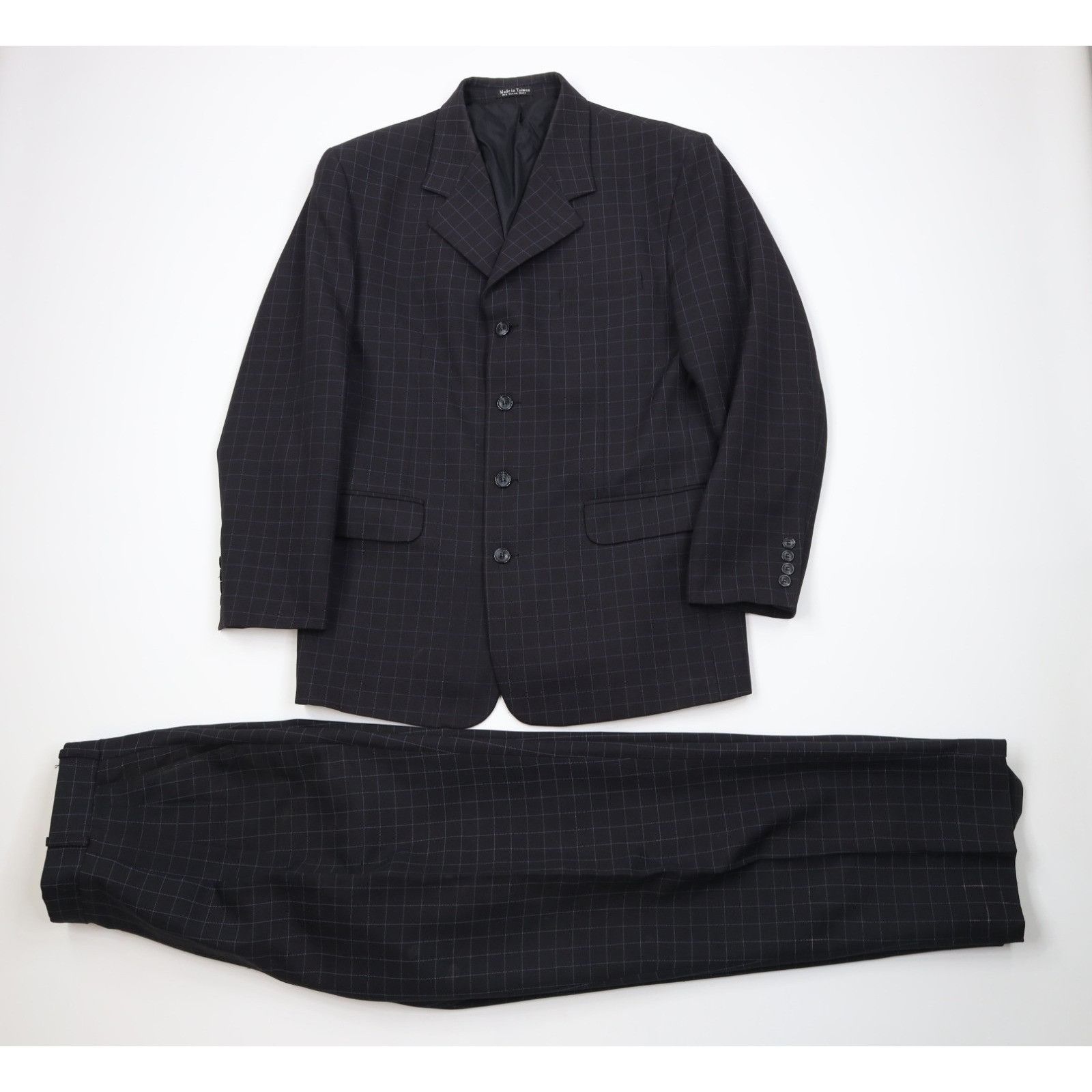 Vintage Vintage 90s Streetwear Distressed 2 Piece Knit Suit Size 40R - 1 Thumbnail