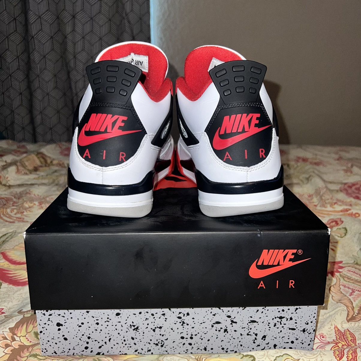 Jordan Brand Jordan 4 “fire red” Size US 11 / EU 44 - 4 Thumbnail
