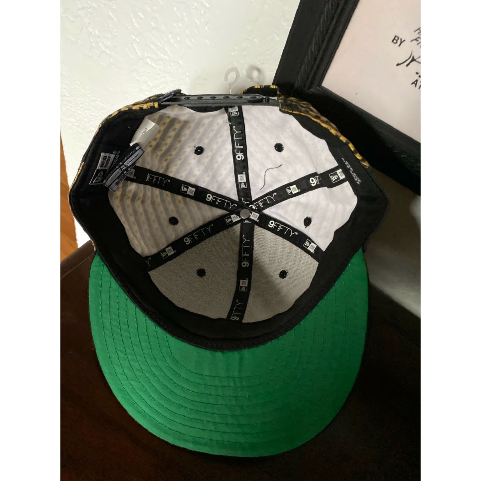 New Era New Era Hip Hop Gold Chain Print SnapBack 9Fifty Hat Cap Size ONE SIZE - 4 Thumbnail
