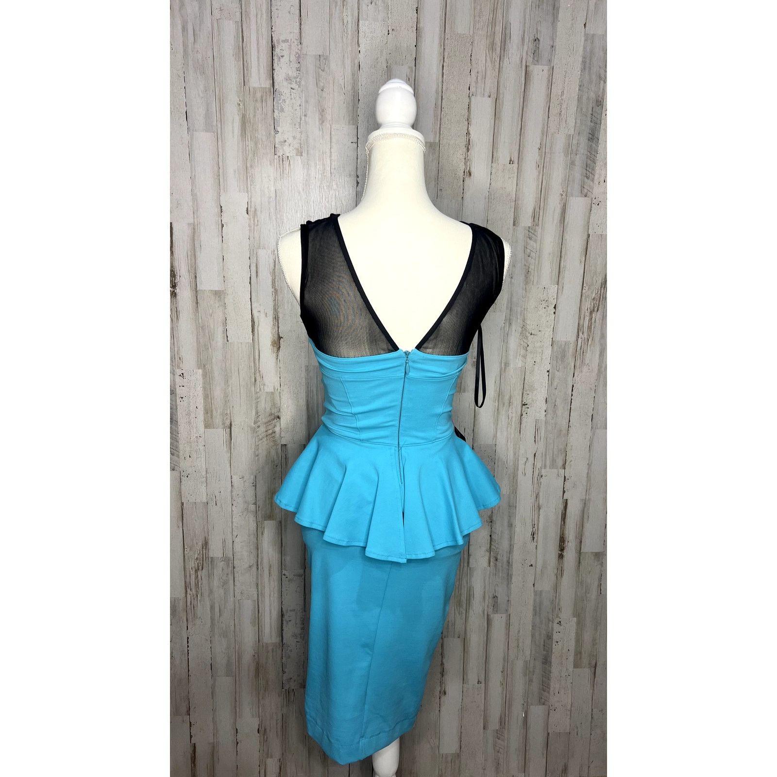 Bebe NWT Bebe Blue Mesh Yoke Sleeveless Peplum Midi Dress XS Size XS / US 0-2 / IT 36-38 - 4 Thumbnail