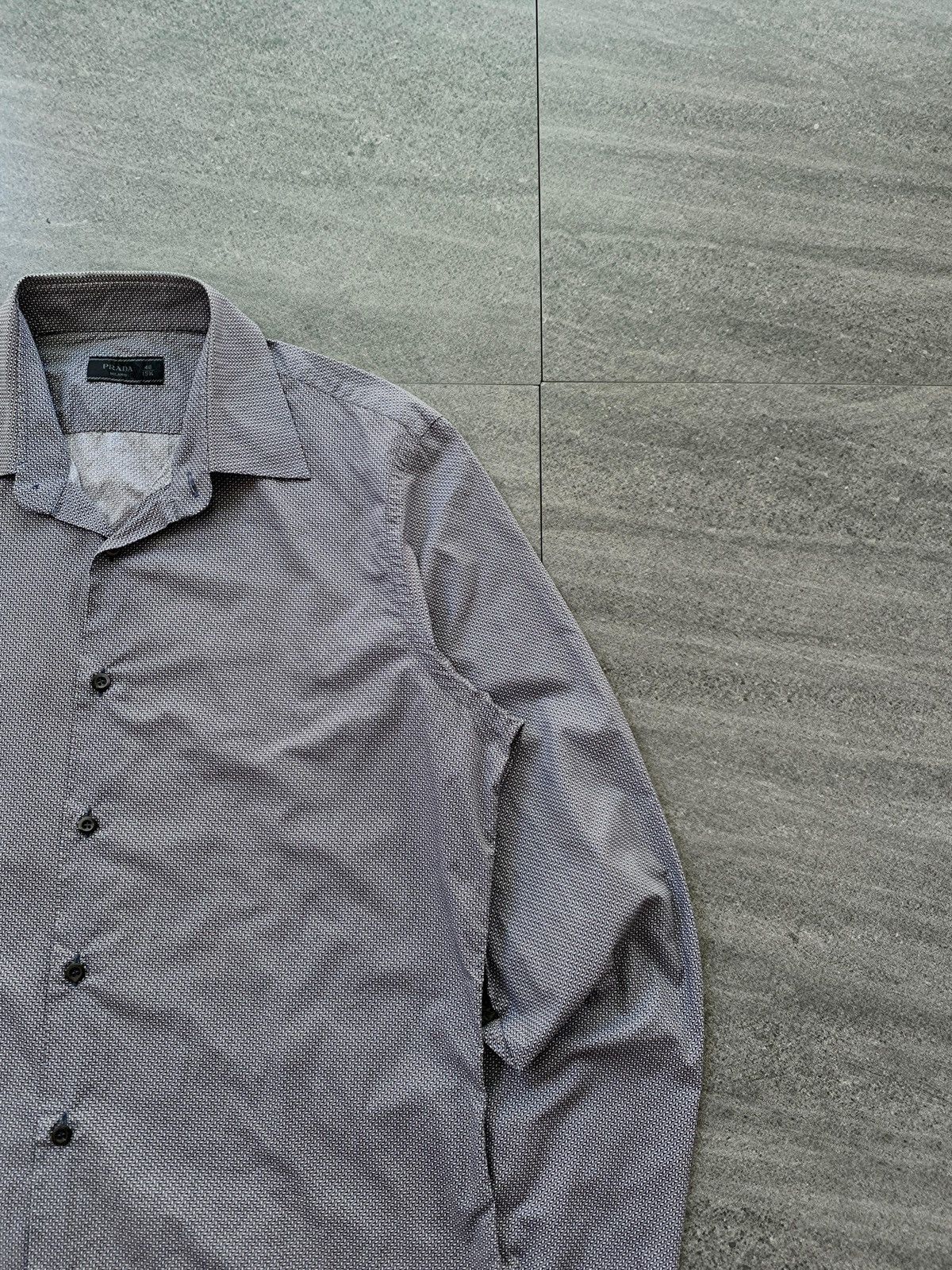 Prada FREE TAX! Printed Graphic Ls Shirts Size US M / EU 48-50 / 2 - 2 Thumbnail