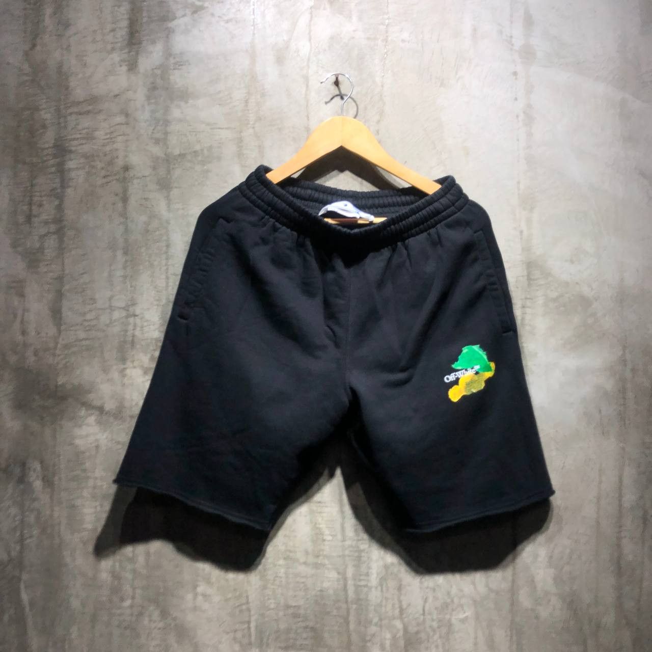 Off-White Off-White Brushed Arrows Shorts BNWT Size US 32 / EU 48 - 2 Thumbnail