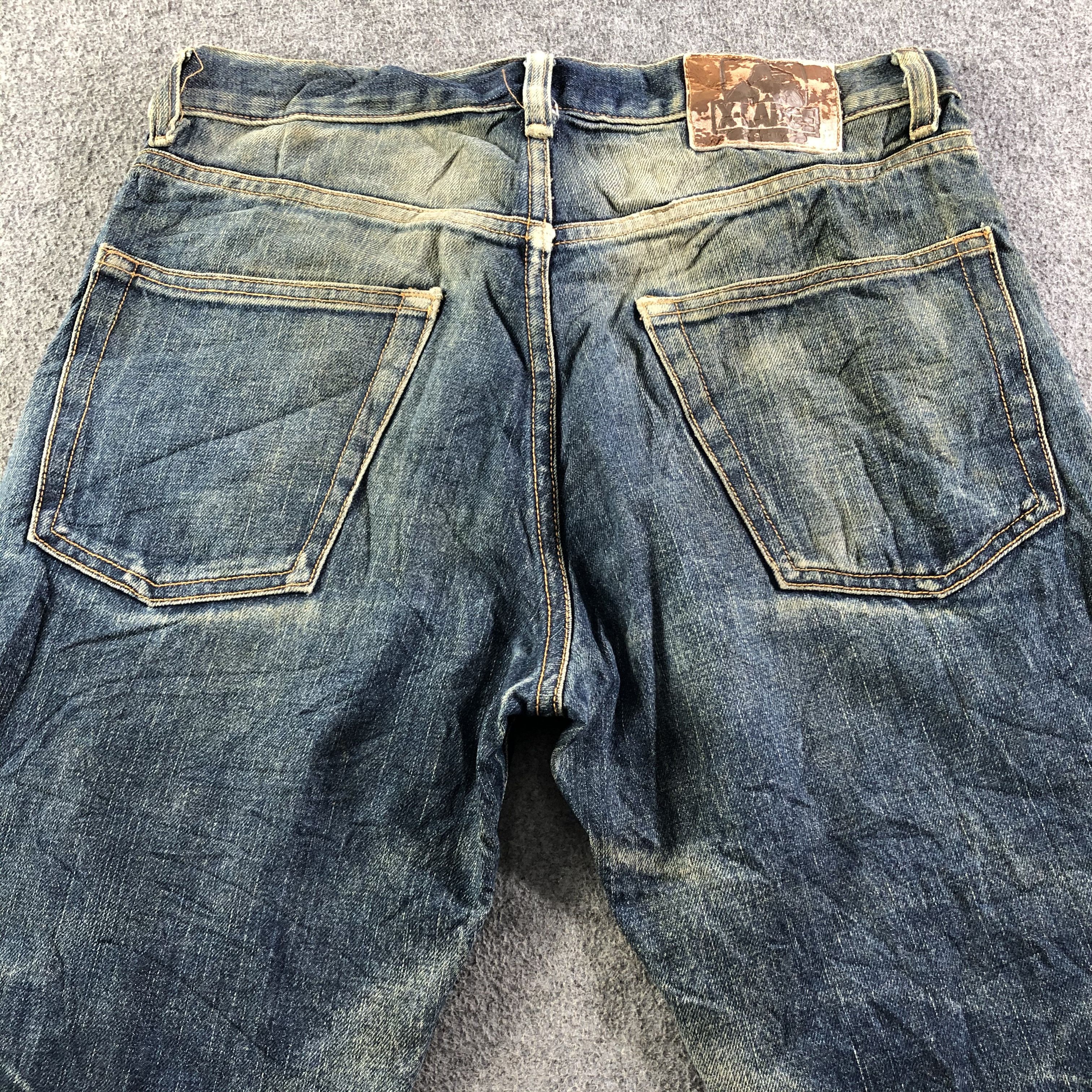 Vintage Vintage Blue Wash XLarge Jeans-J3945 Size US 33 - 4 Thumbnail