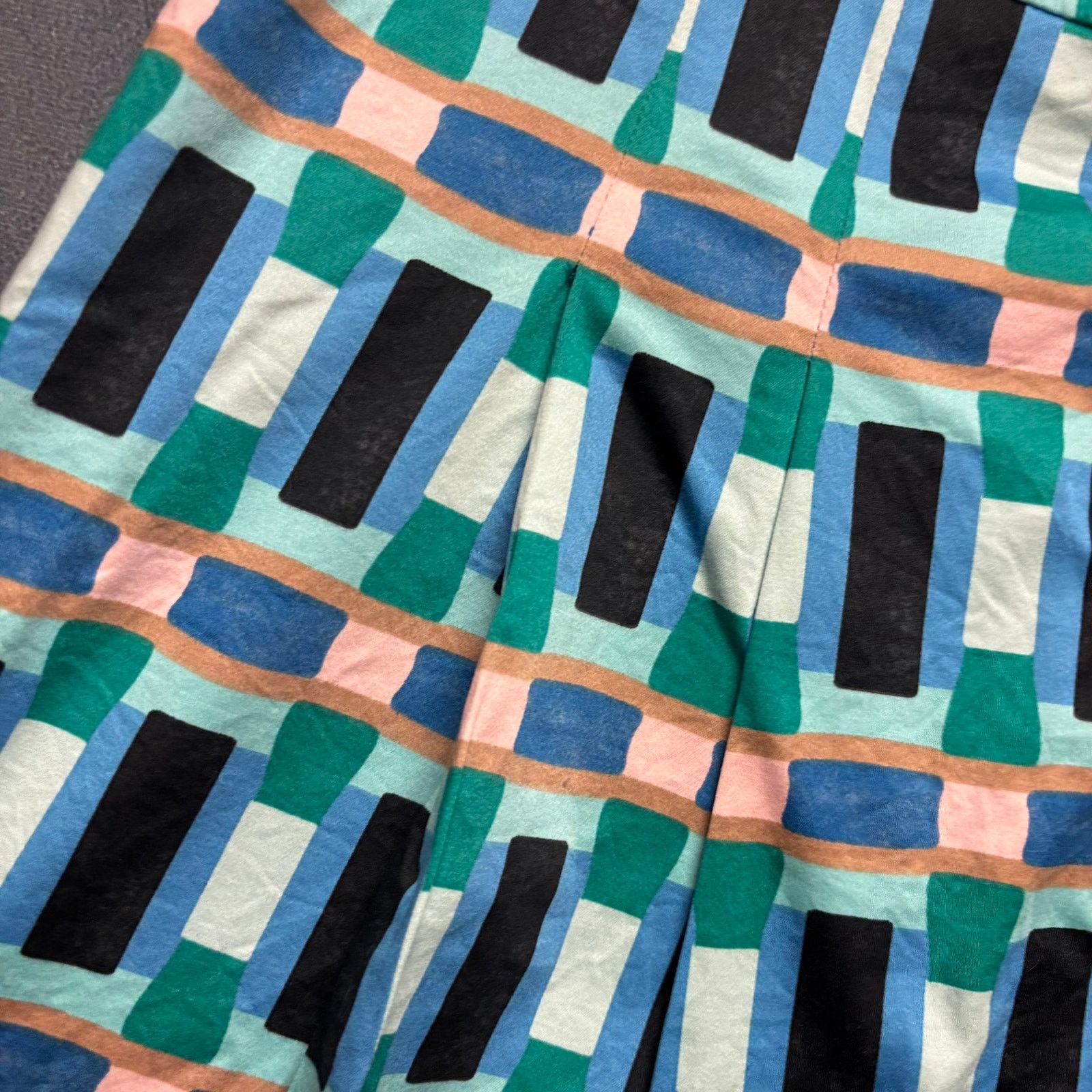 Ann Taylor Ann Taylor Plus Size 16 Geometric Skirt Midlength Knee Prep Size 38" / US 16 / IT 52 - 11 Thumbnail