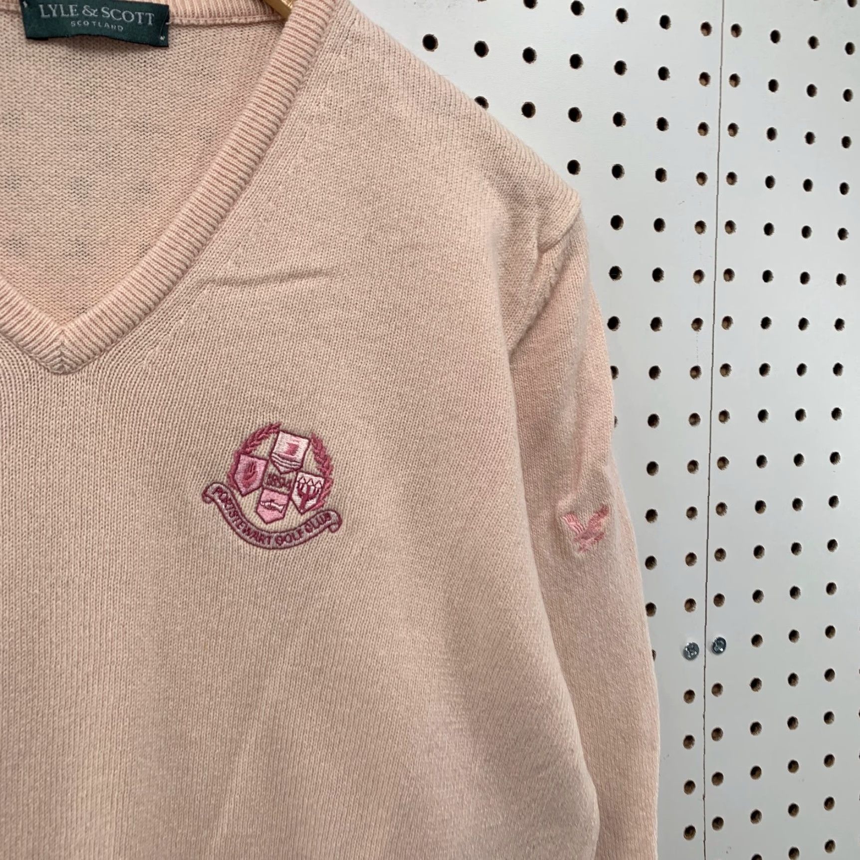 Lyle & Scott Lyle & Scott Wool Pullover Sweater Mens Large Pink V Neck Portstewart Scotland Size US L / EU 52-54 / 3 - 6 Thumbnail