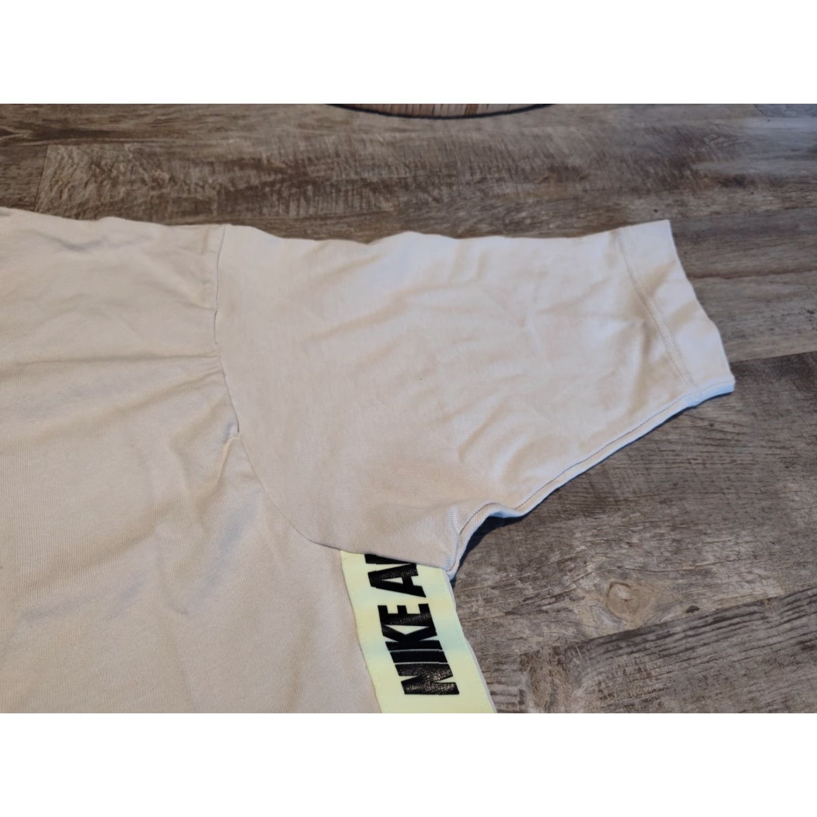 Nike Nike Air Men's Athletic Short Sleeve Shirt Size XL Crew Neck Multicolor Nike Swoosh Running Outdoor All Seasons Size US XL / EU 56 / 4 - 5 Thumbnail