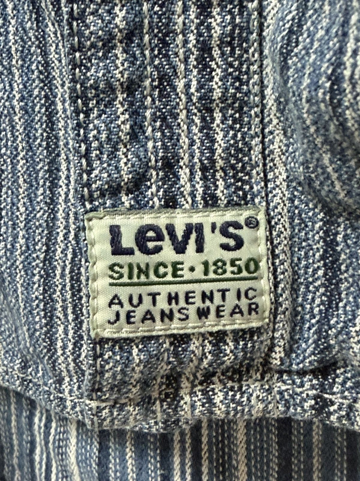 Levi's Vintage Clothing Vintage 90s Levi’s Hickory Stripe Workwear Shirt - Metal but Size US L / EU 52-54 / 3 - 4 Thumbnail