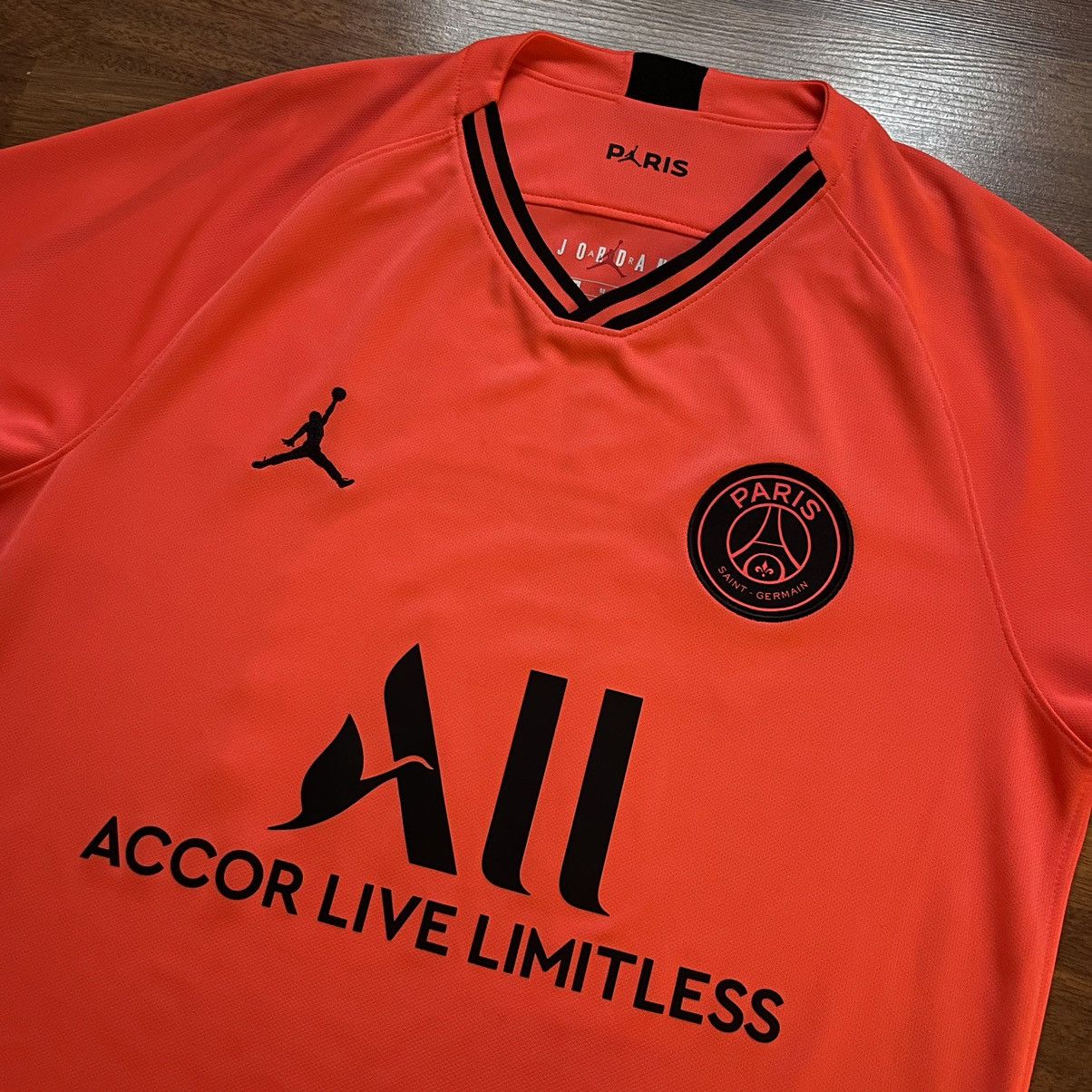 Jordan Brand × Nike PSG NIKE 2019/2020 FOOTBALL SOCCER AWAY JERSEY #10 NEYMAR Size US M / EU 48-50 / 2 - 4 Thumbnail