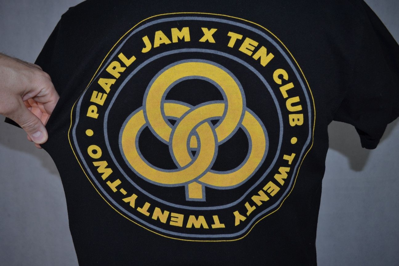 Band Tees × Vintage Pearl Jam x Ten Club 2022 Tee t-shirt M Size US M / EU 48-50 / 2 - 3 Thumbnail