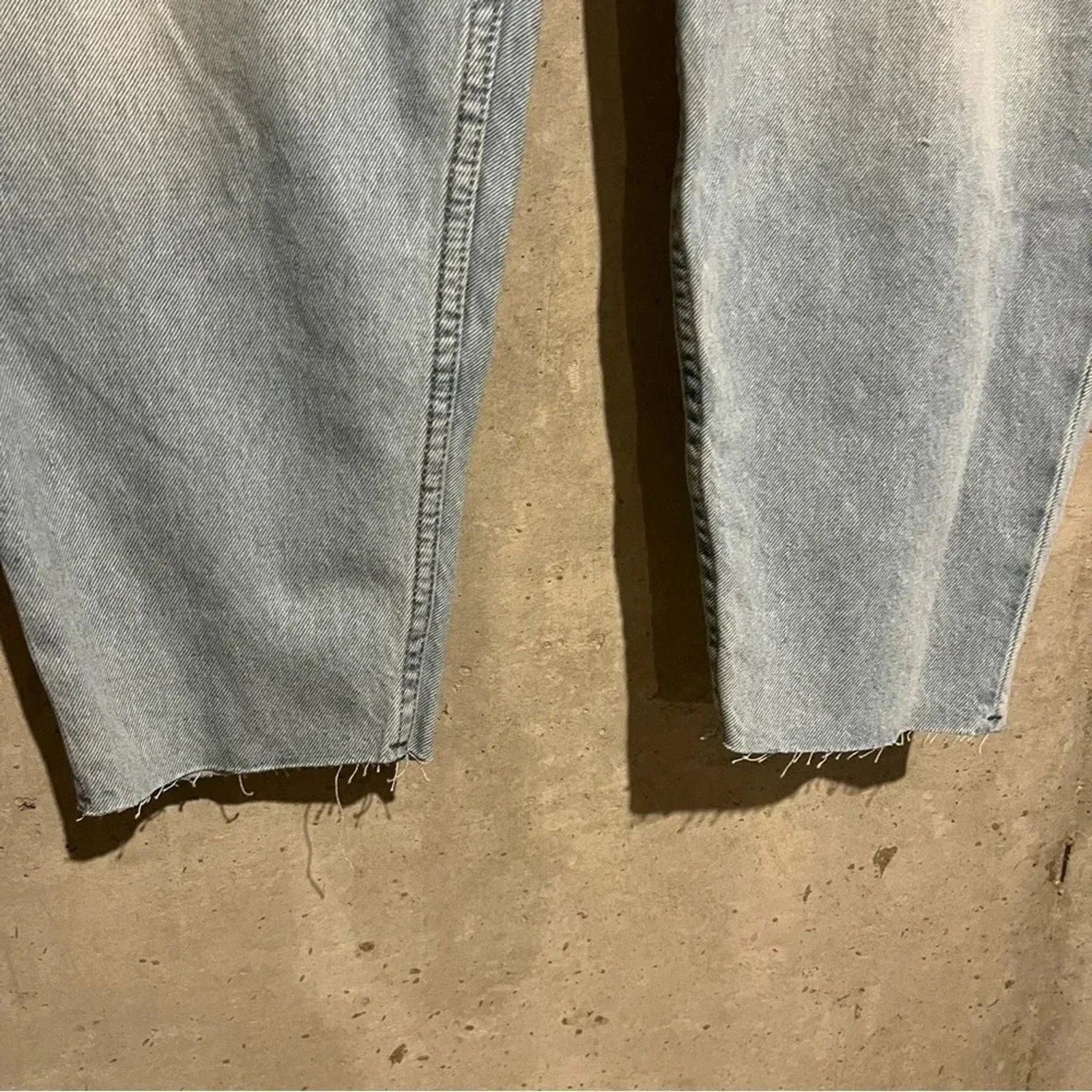 Old Navy Women's NWT Old Navy High-Rise Slouchy Raw Hem Ankle Size 18 Size 40" / US 18 - 9 Thumbnail