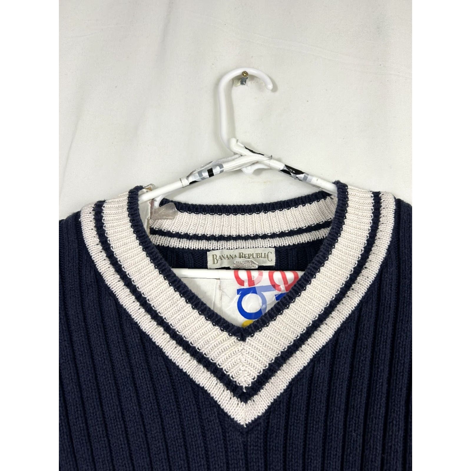 Banana Republic VINTAGE Banana Republic Mens XL V-Neck Sweater Blue White Preppy Cotton Pullover Size US XL / EU 56 / 4 - 4 Thumbnail