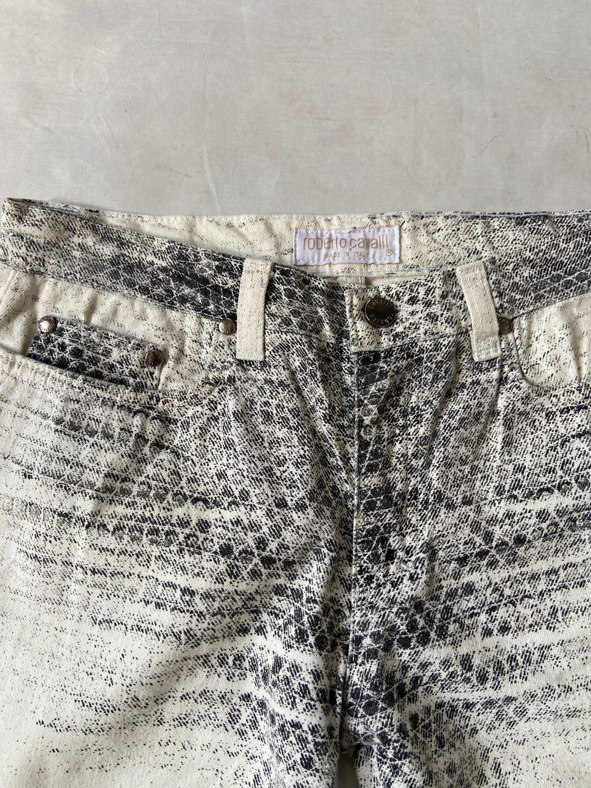 Roberto Cavalli Roberto Cavalli Python Snake Print Jeans Flared Size 25" / US 0 / IT 36 - 4 Thumbnail