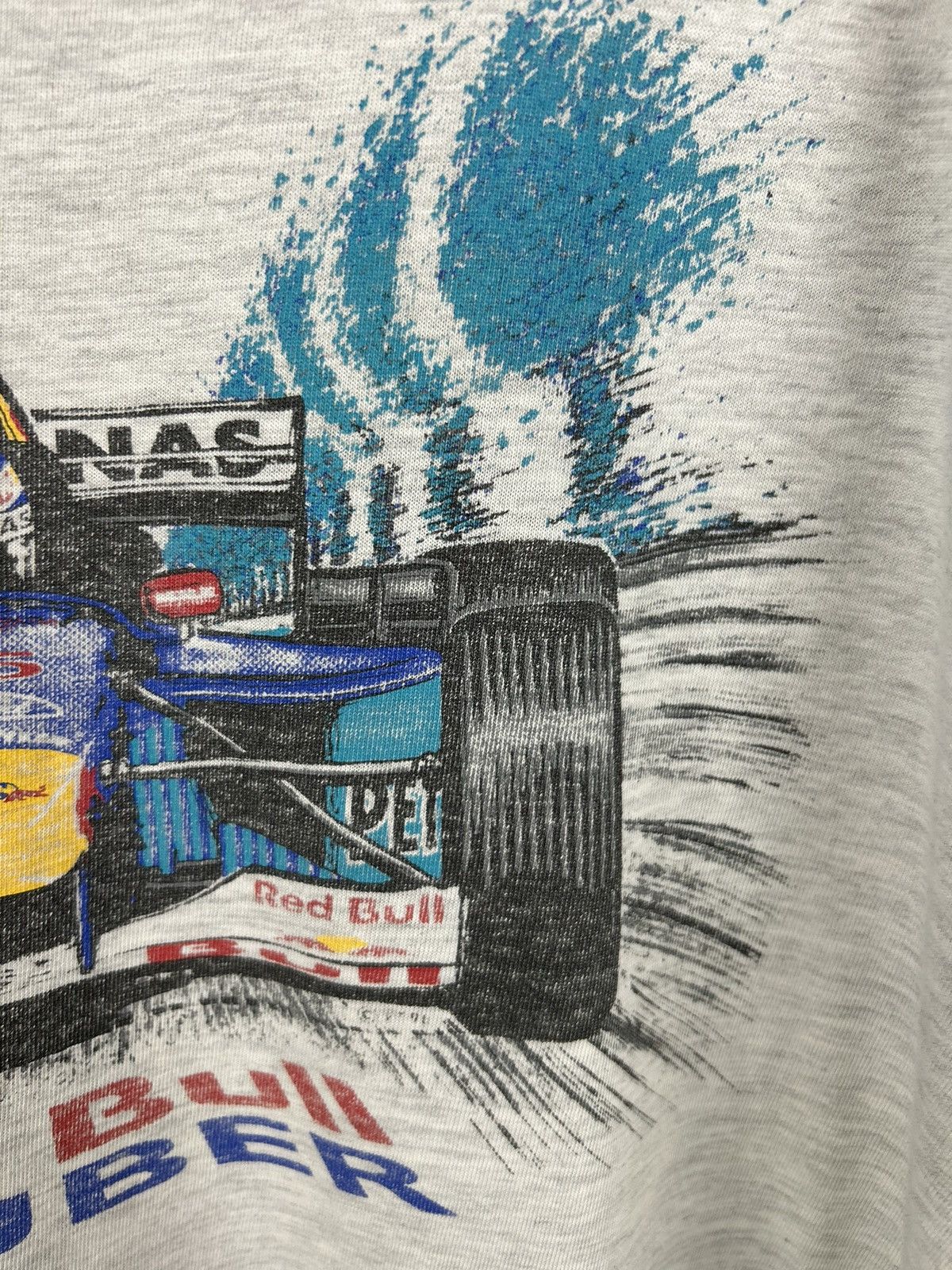 Red Bull Vintage 90s Red Bull Sauber Petronas T shirt Racing Size US L / EU 52-54 / 3 - 7 Thumbnail