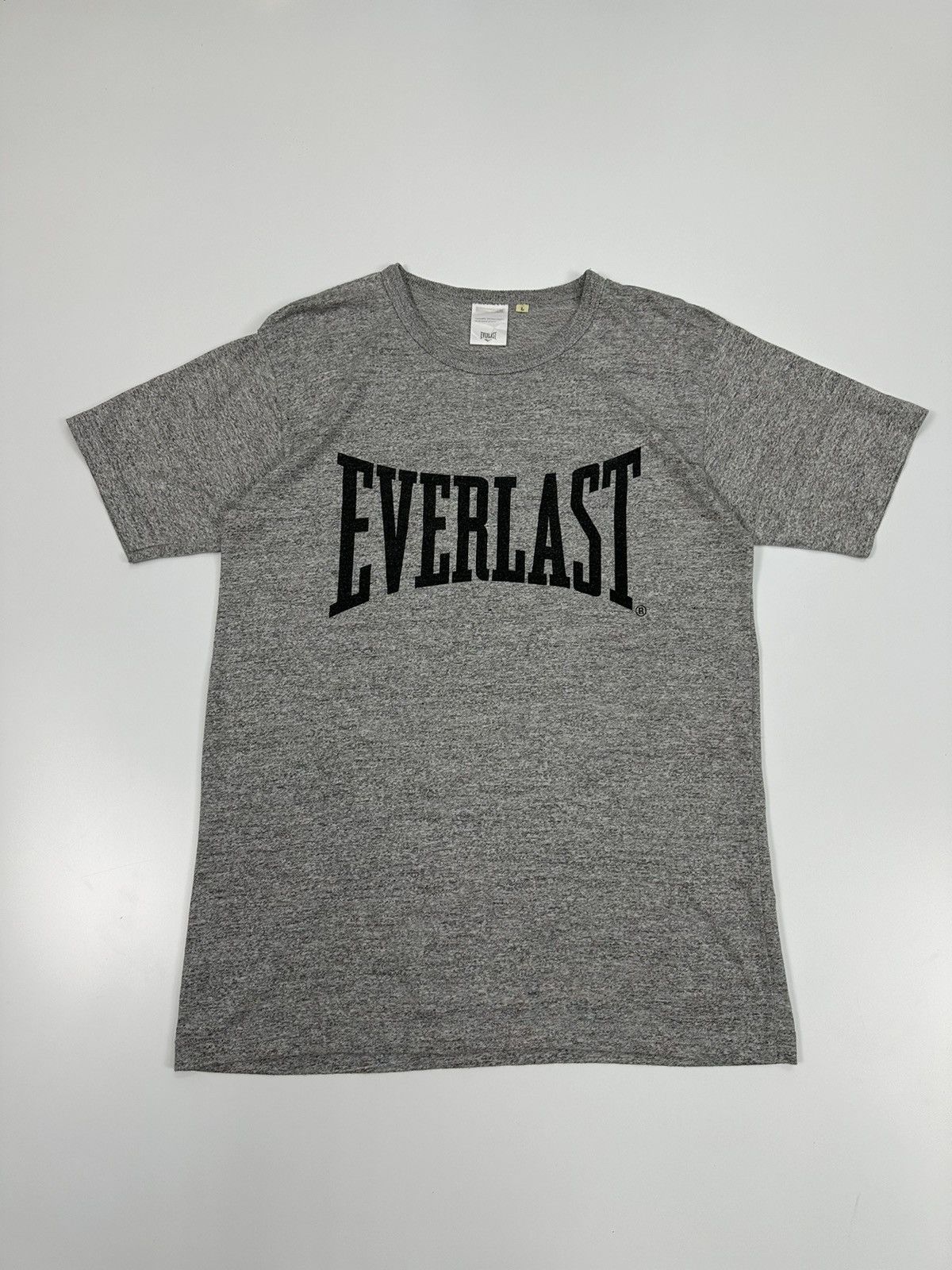 Vintage Y2k Everlast Center Spellout TShirt A638