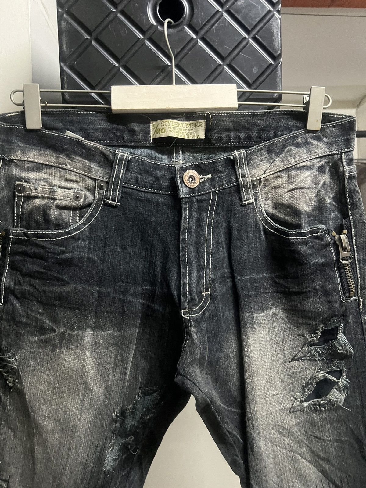 Japanese Brand × Vintage THRASHED RIPPED DENIM PANT Size US 33 - 5 Thumbnail