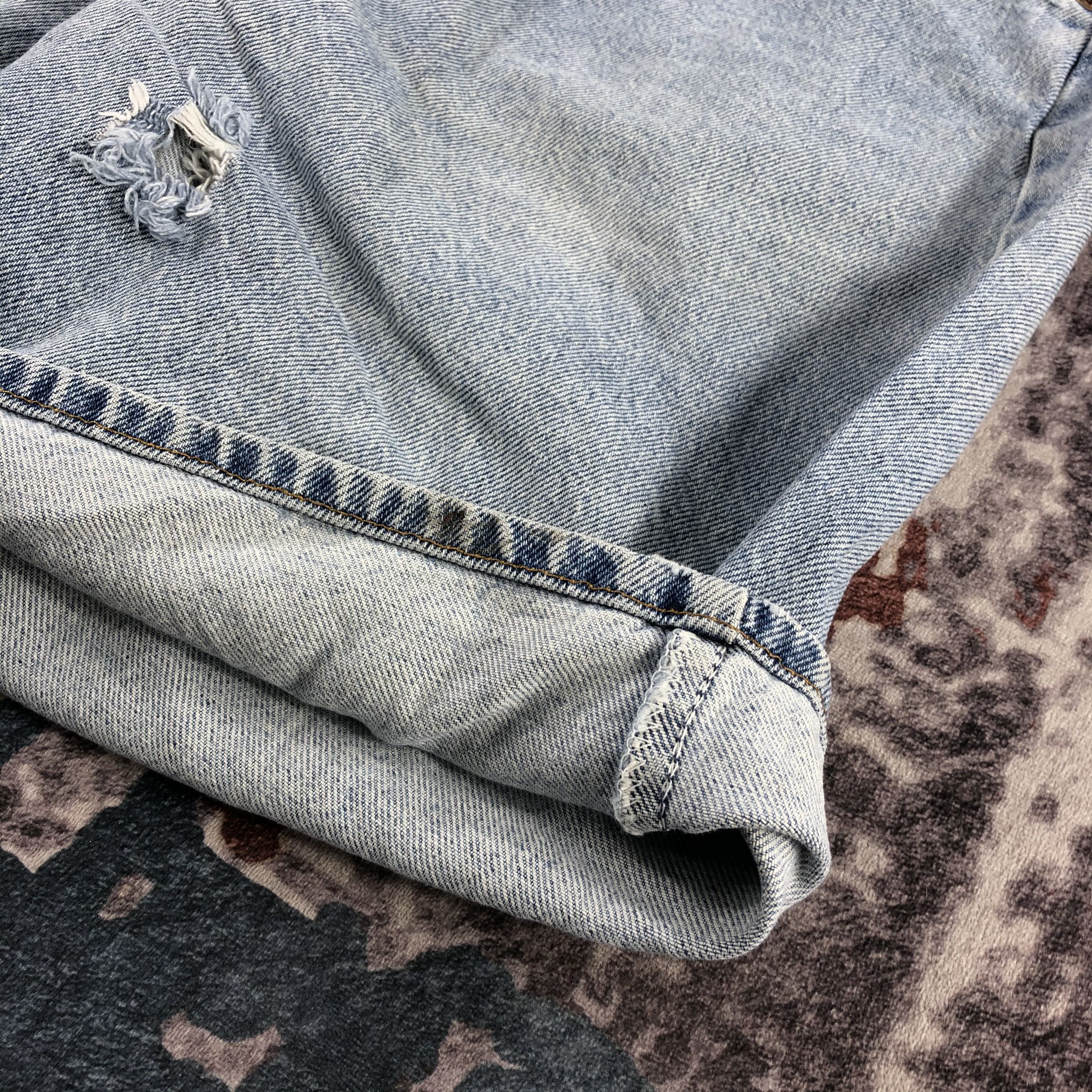 Levi's × Vintage Vintage Light Wash Levis 550 Jeans-JM3161 Size US 35 - 8 Thumbnail