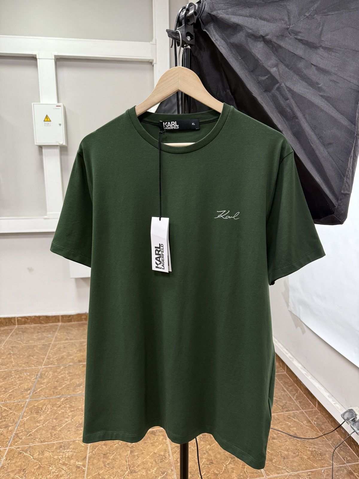 Karl Lagerfeld 🇫🇷 New❗️Karl Lagerfeld Classic Luxury T-Shirt Rare Size US XL / EU 56 / 4 - 1 Thumbnail
