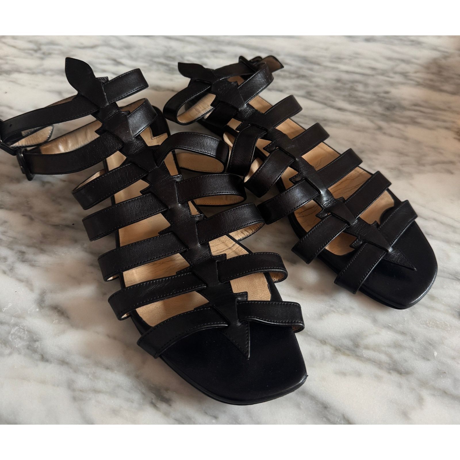 Christian Louboutin Christian Louboutin Size US 7.5 / IT 37.5 - 1 Thumbnail