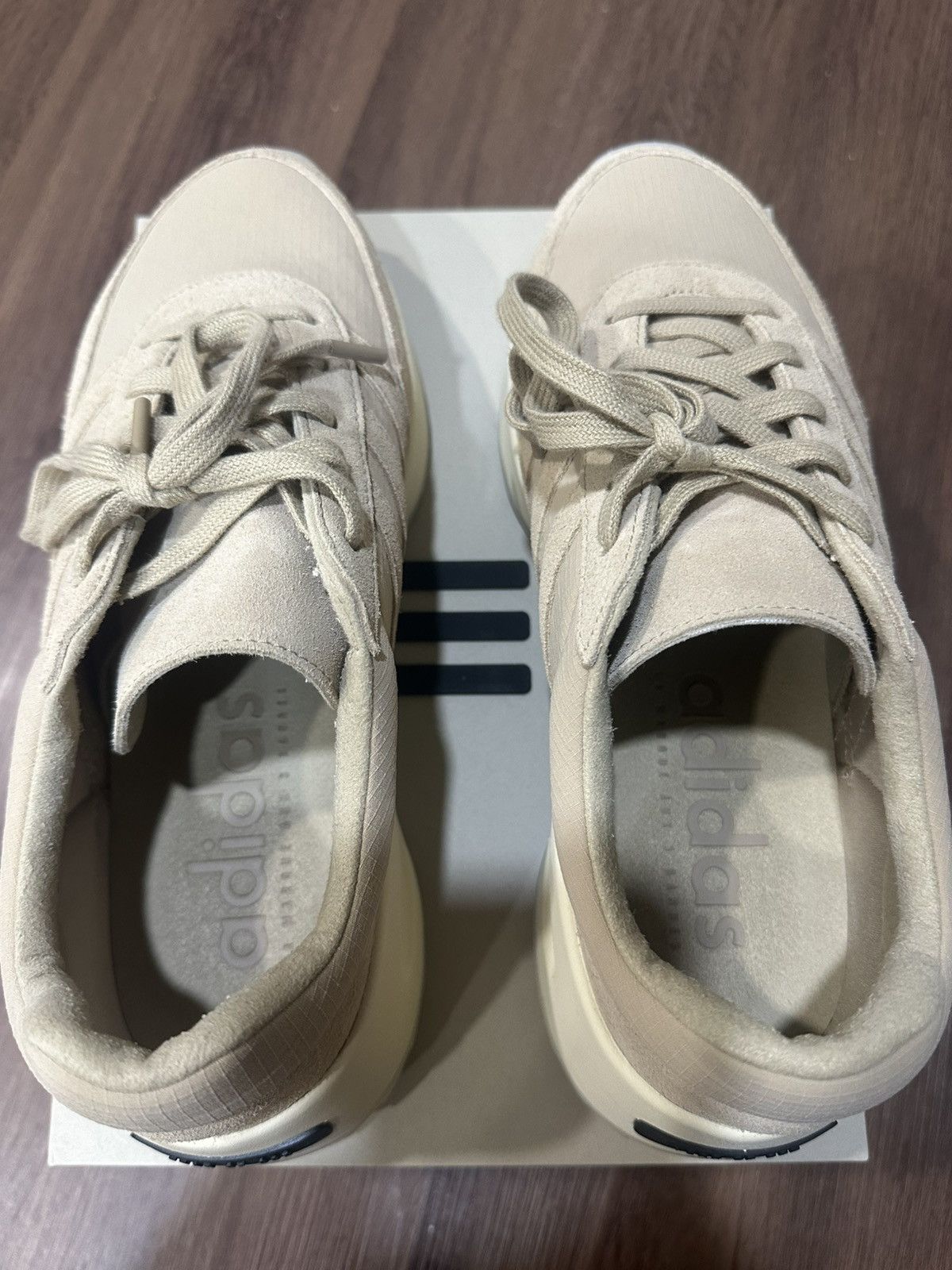 Adidas × Fear of God Fear of God Clay Los Angeles Runner Size US 9.5 / EU 42-43 - 5 Thumbnail