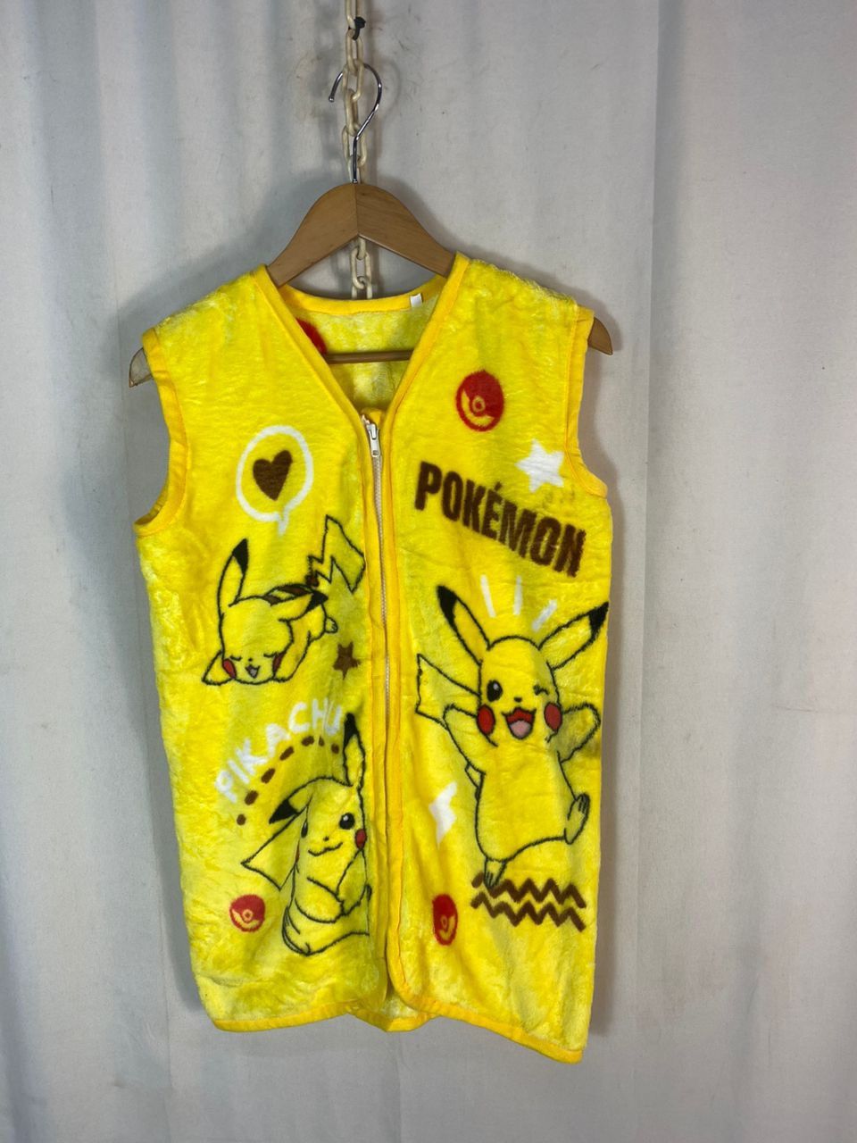 Pokemon pikachu Pokémon fullprint fleece zipper vest Size US S / EU 44-46 / 1 - 8 Thumbnail