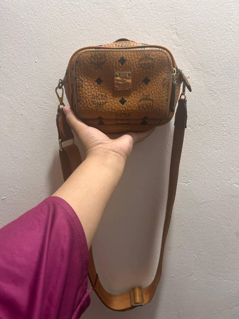 MCM MCM SLING BAG AUTHENTIC Size ONE SIZE - 2 Thumbnail