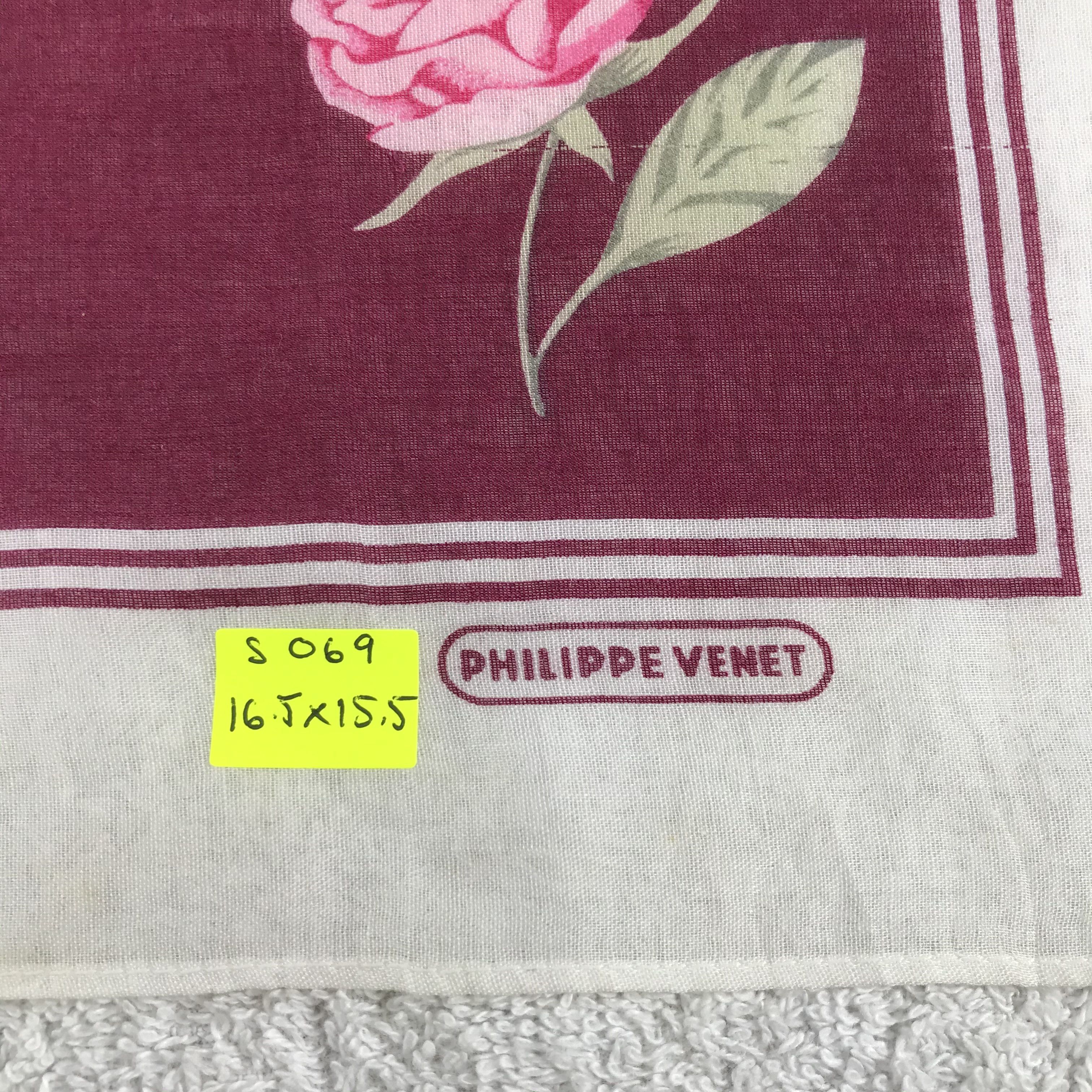 Vintage Philippe Venet Bandana / Handkerchief / Neckerchief - S069 Size ONE SIZE - 5 Thumbnail