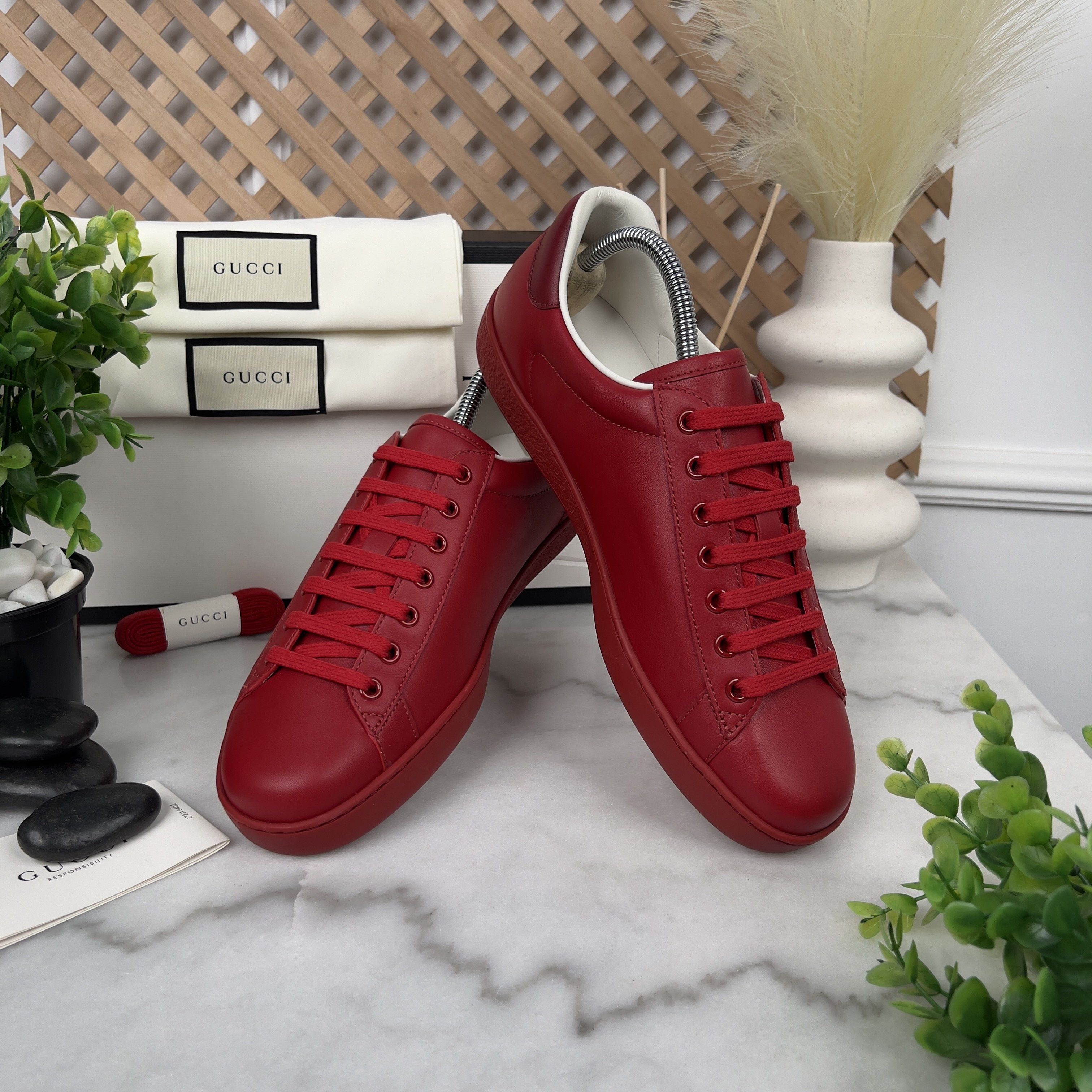 Gucci NEW GUCCI Ace Interlocking GG Sneaker Leather Size US 7.5 / EU 40-41 - 4 Thumbnail