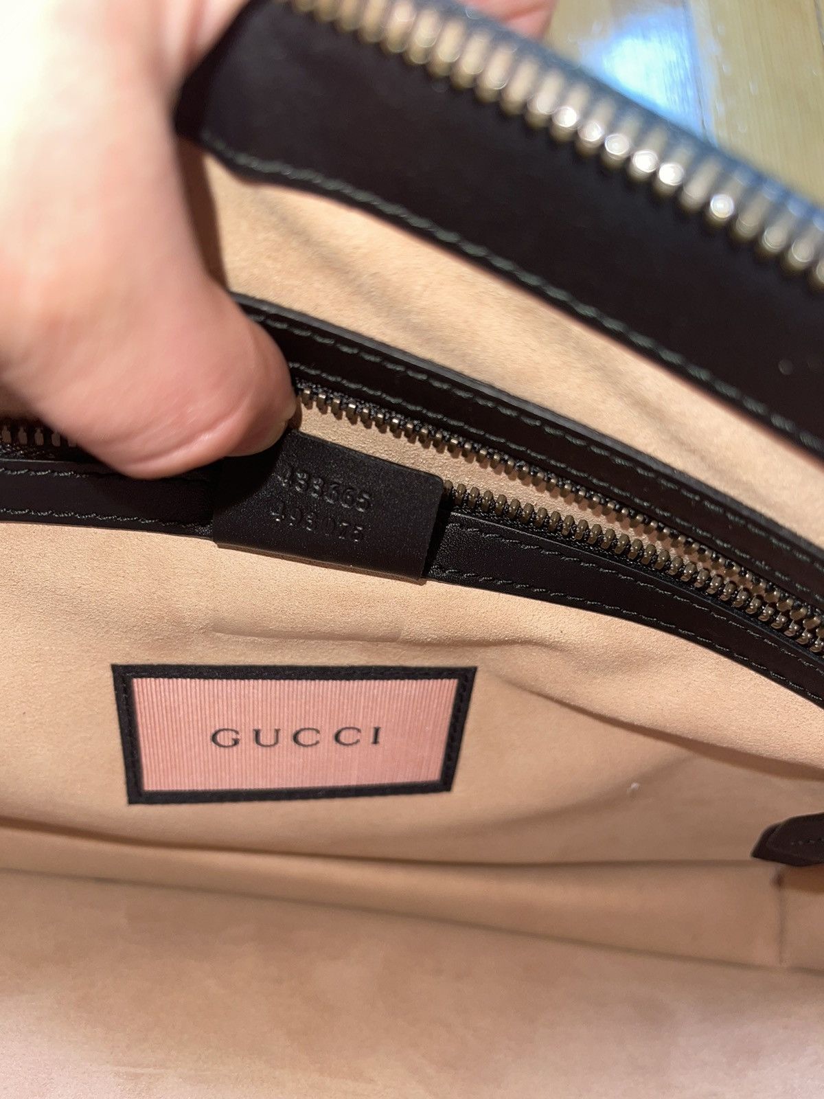 Gucci ✨LIFE IS GUCCI Clutch 💖 NEW 💖 Size ONE SIZE - 6 Thumbnail