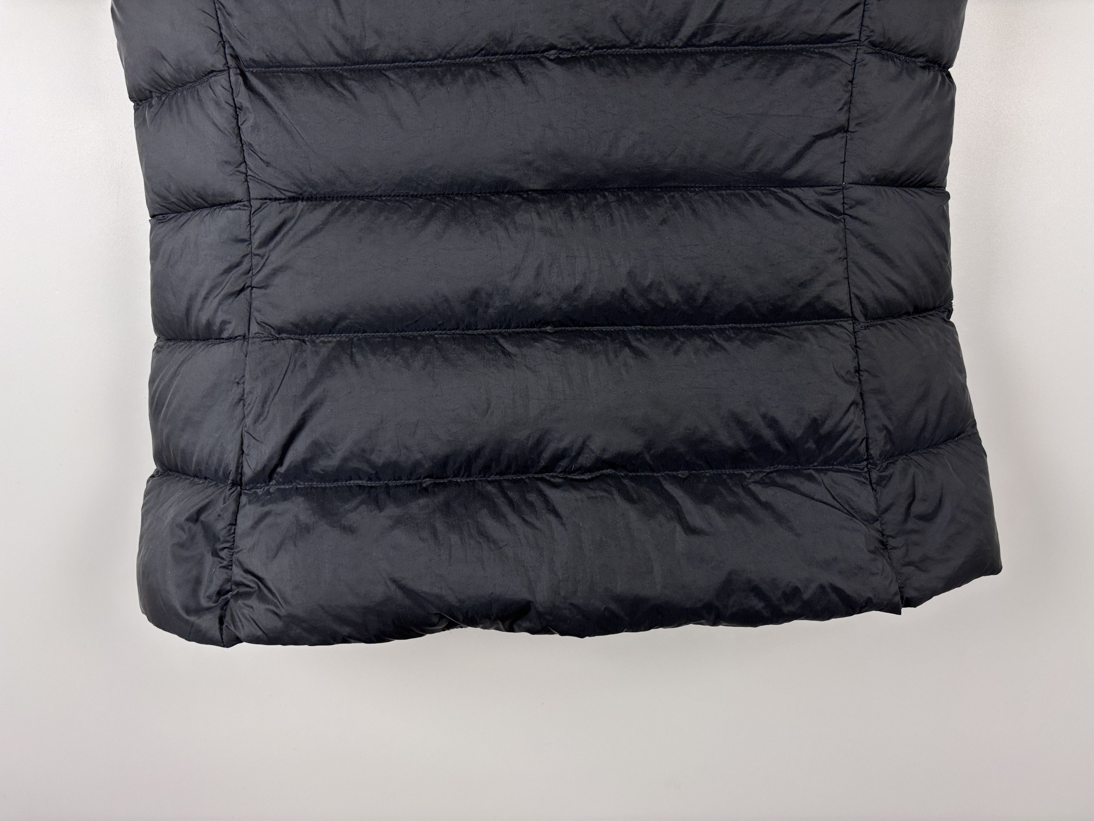 Uniqlo Womens Uniqlo Ultra Light Down Puffer Vest Black Size S Size S / US 4 / IT 40 - 6 Thumbnail