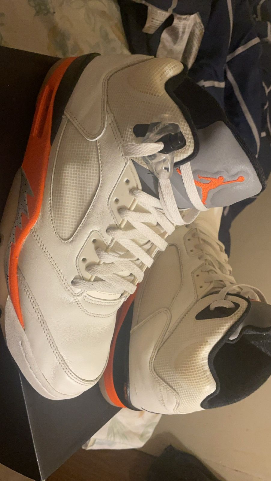 shattered jordan 5