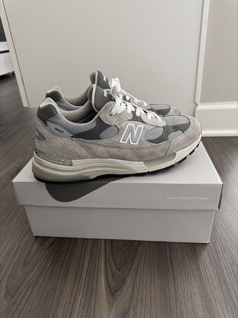 New Balance New Balance Made in USA 992 Core Grey Size US 10 / EU 43 - 2 Thumbnail