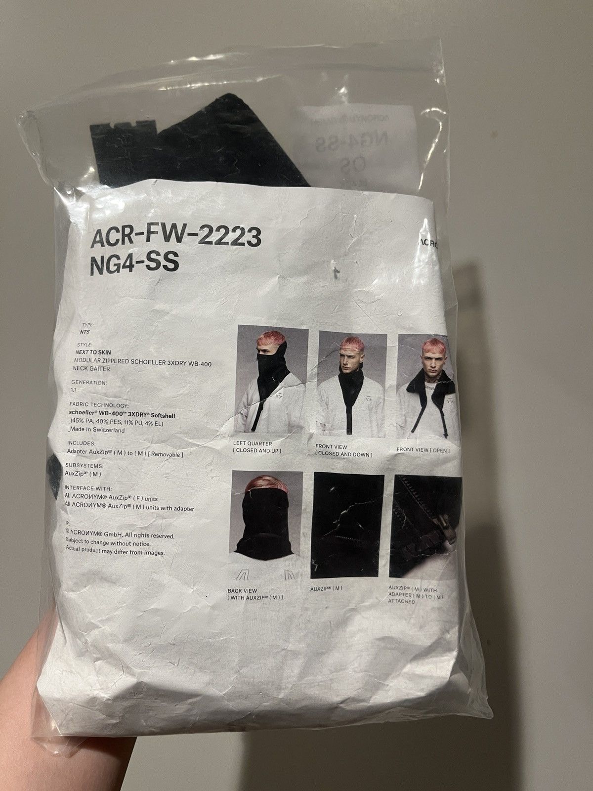 image of Acronym Ng4-Ss Neck Gaiter in Black, Men's