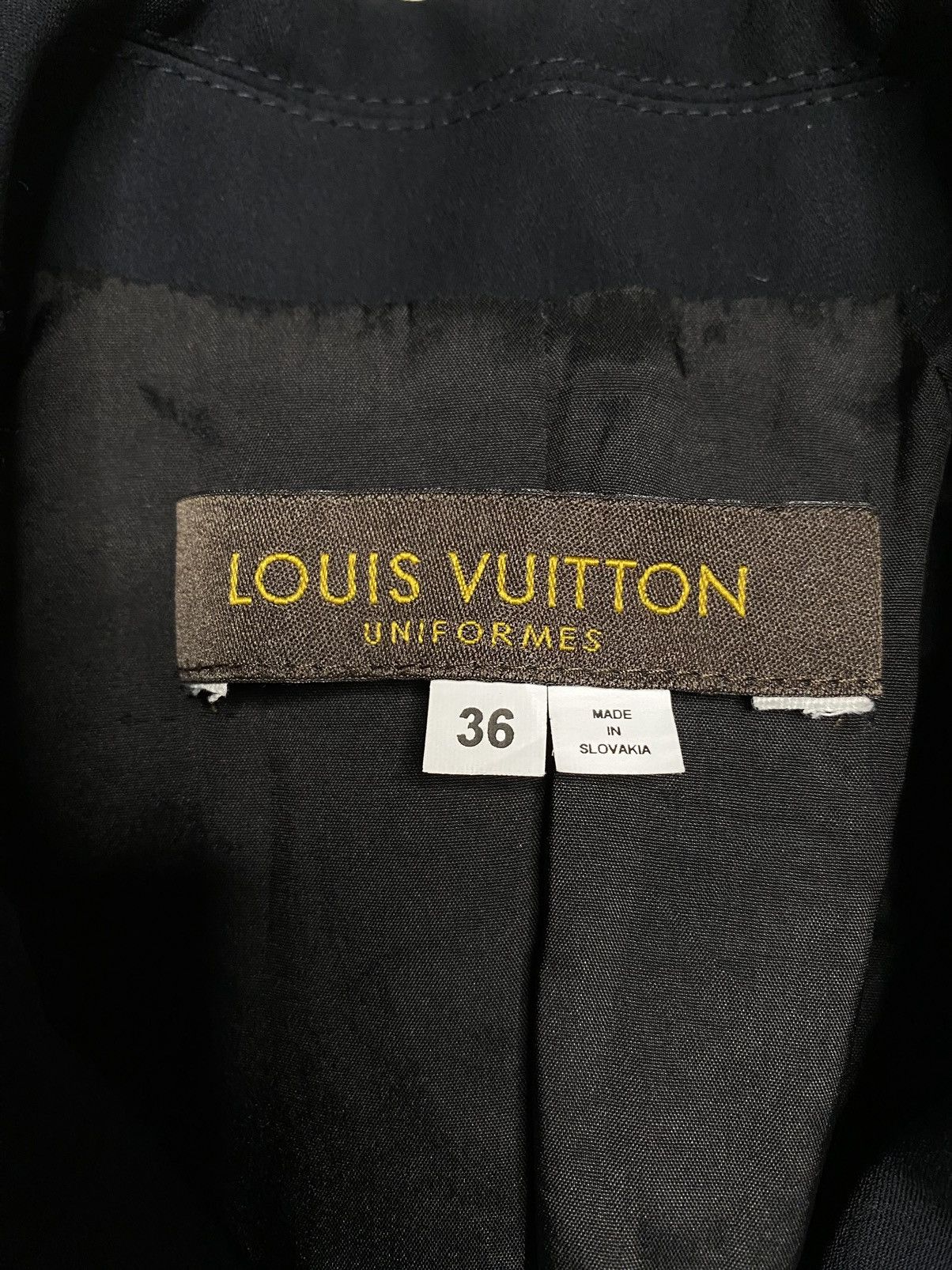 Louis Vuitton Louis Vuitton Uniform Navy Classic Luxury Blazer Size S / US 4 / IT 40 - 8 Thumbnail