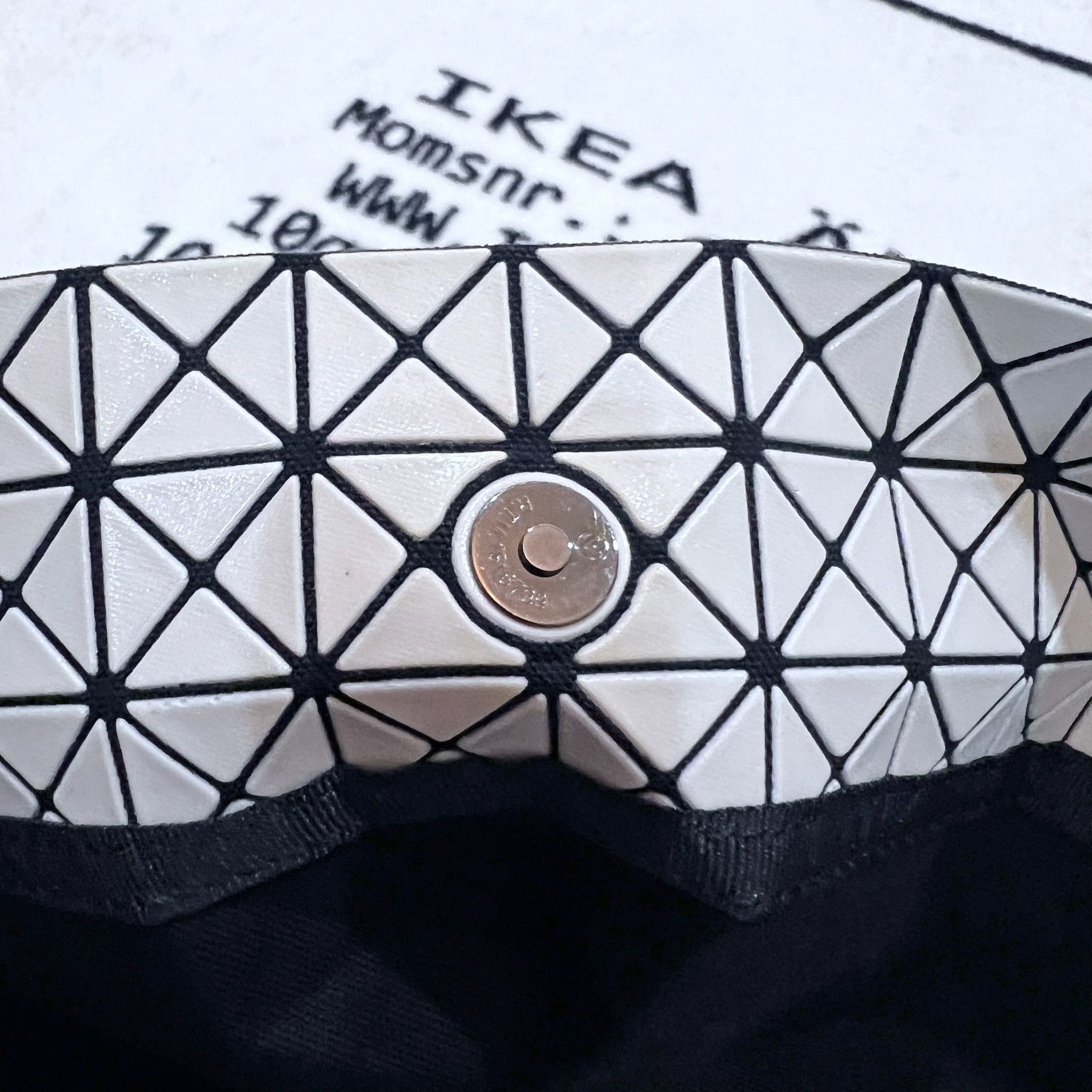 Issey Miyake Baobao Issey Miyake Made in Japan Lucent Tote Bag - White Size ONE SIZE - 8 Thumbnail