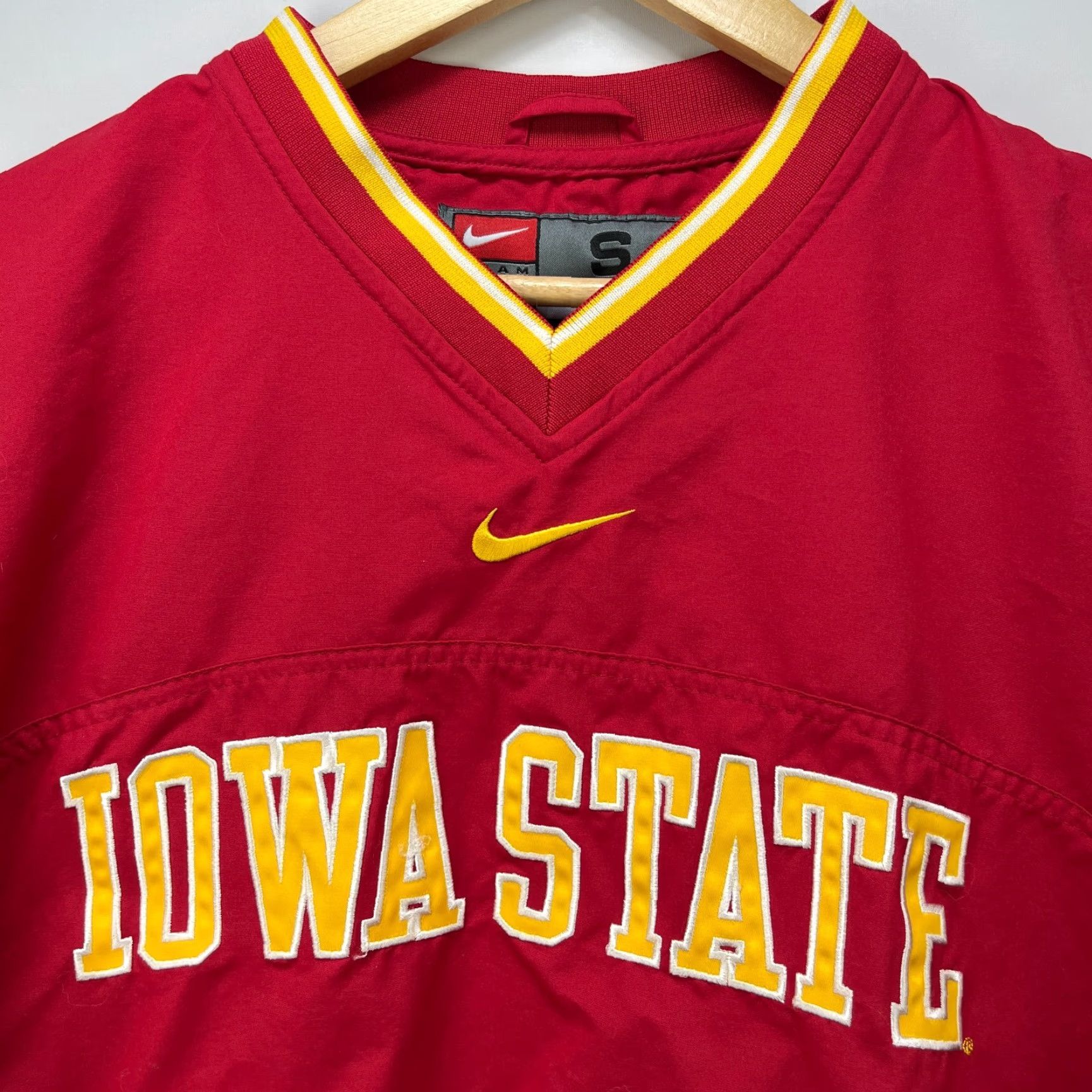 Nike VINTAGE Nike Iowa State Cyclones University Pullover Windbreaker Jacket S Red 90s Mens Jacket Size US S / EU 44-46 / 1 - 2 Thumbnail