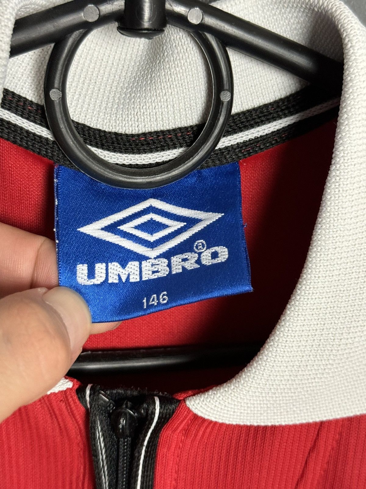 Umbro KIDS Manchester United 98/00 Home Football Jersey Shirt Size US XS / EU 42 / 0 - 13 Thumbnail