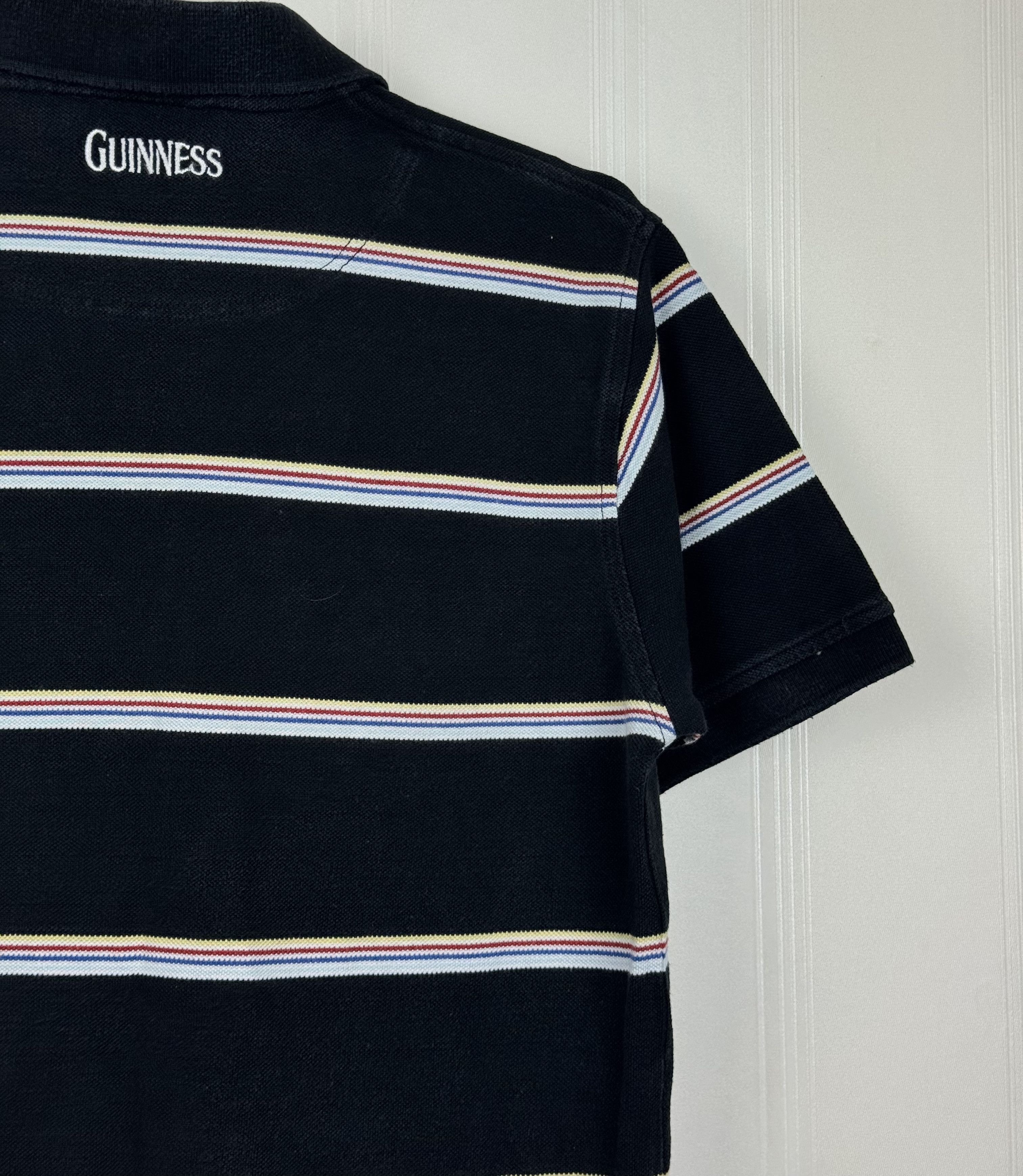 Vintage VINTAGE Guinness Logo Polo Shirt Size S Black Striped Size US S / EU 44-46 / 1 - 15 Thumbnail