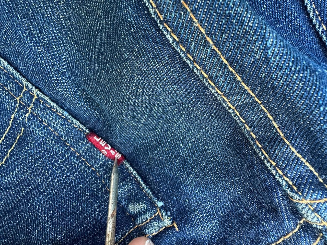 Levi's Vintage Clothing Early 1950s Levi’s 501XX Big E V-Stitch / J-Stamped Button Size US 32 / EU 48 - 18 Thumbnail