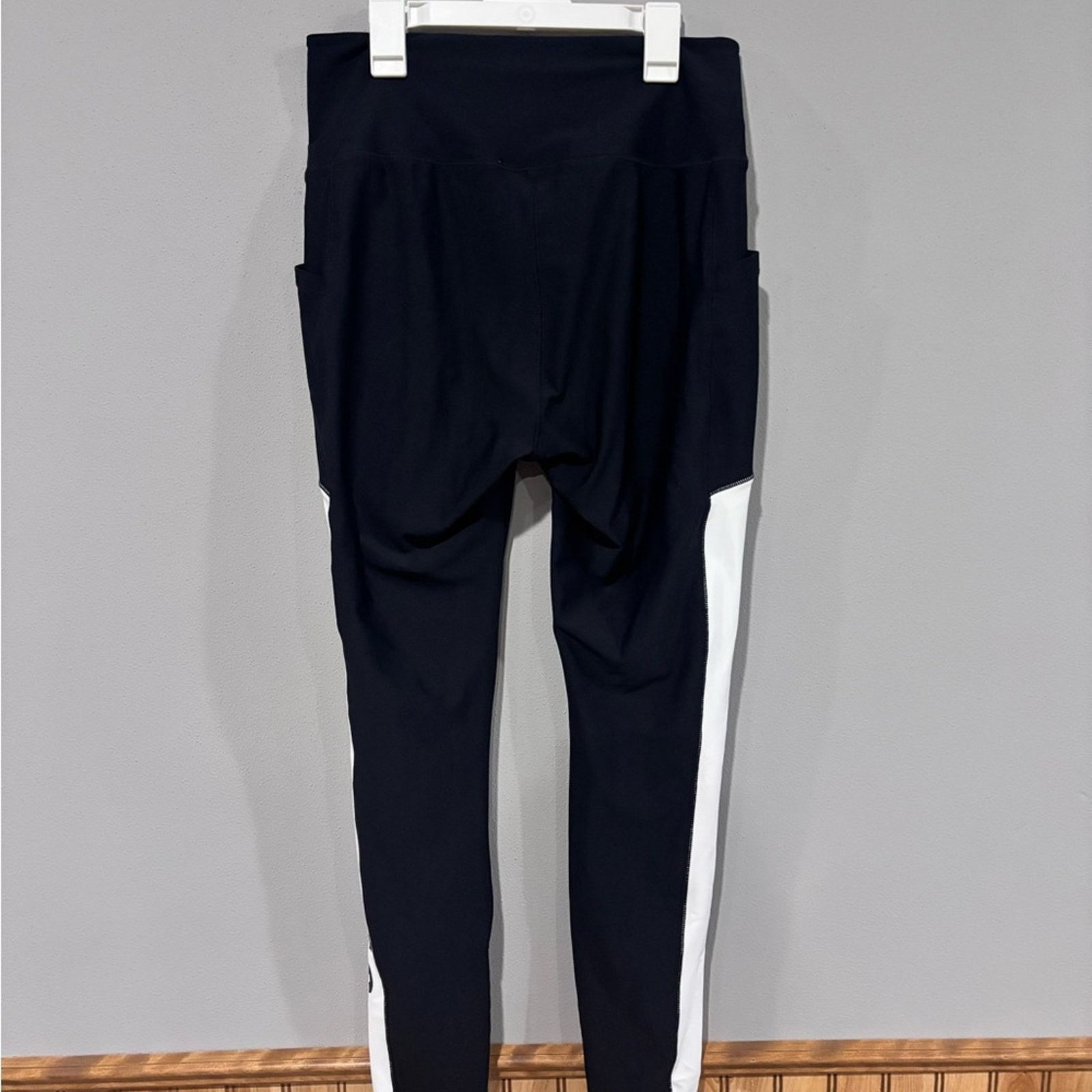 Other NFL Saints Erin Andrew’s Black and White Saints Leggings Size 38" / US 16 / IT 52 - 3 Thumbnail