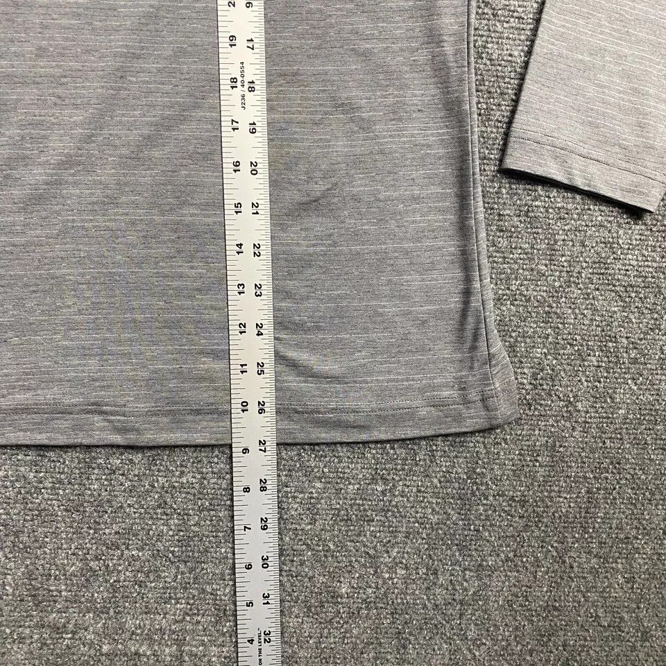 TravisMathew Travis Mathew 1/4 Zip Pullover Large Golf Mock Neck Mens Size US L / EU 52-54 / 3 - 7 Thumbnail