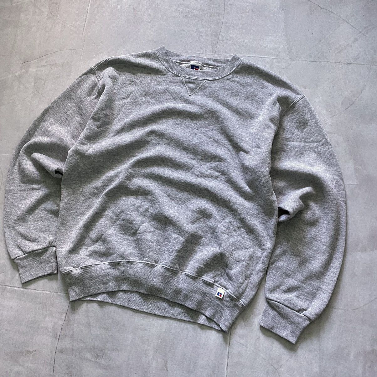 Russell Athletic × Vintage USA 90s Russell Blank Boxy Vintage Sweatshirt Crewneck Size US M / EU 48-50 / 2 - 2 Thumbnail