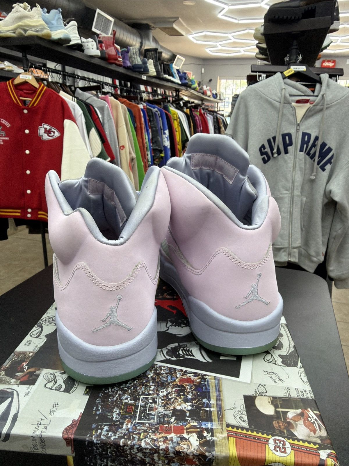Jordan Brand Air Jordan 5 Retro Se Ester Pink DV0562-600 Men’s Size 10 Size US 10 / EU 43 - 9 Thumbnail