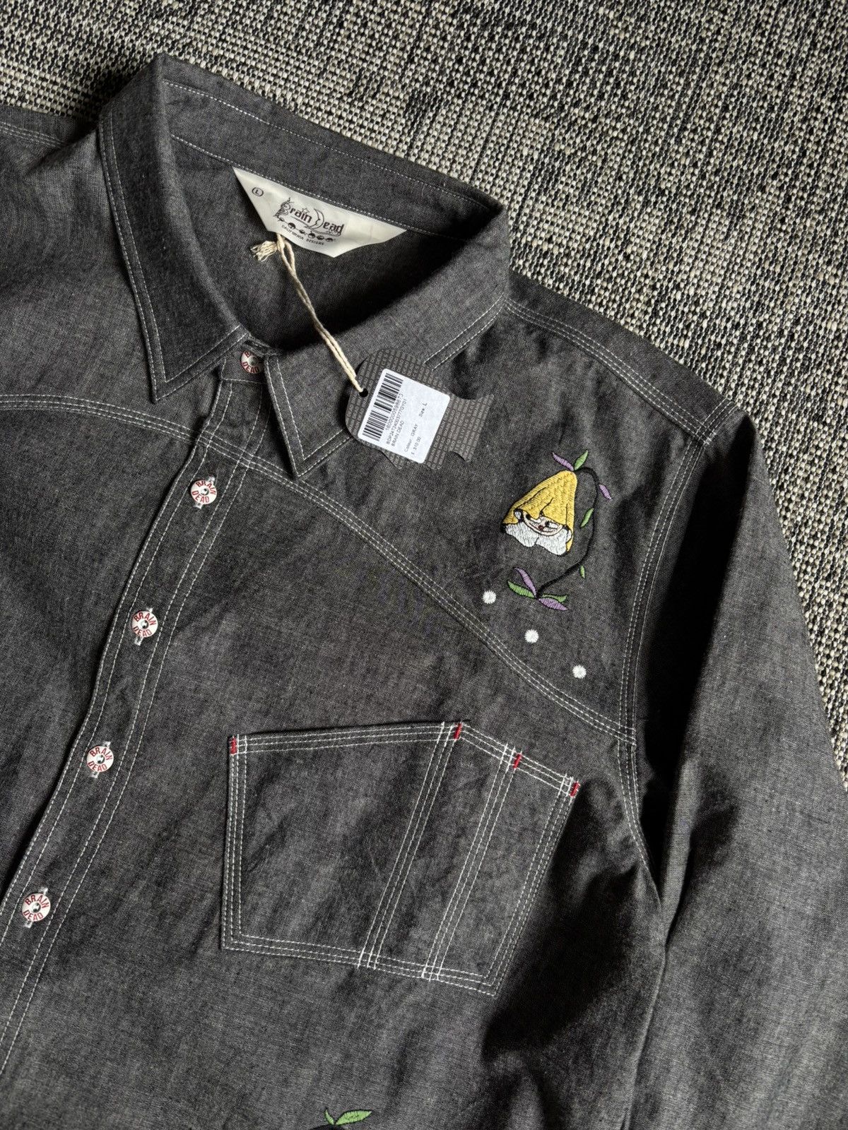 Brain Dead × Gotcha BRAIN DEAD GARDEN PARTY CHAMBRAY BUTTON UP DENIM SHIRT Size US L / EU 52-54 / 3 - 7 Thumbnail