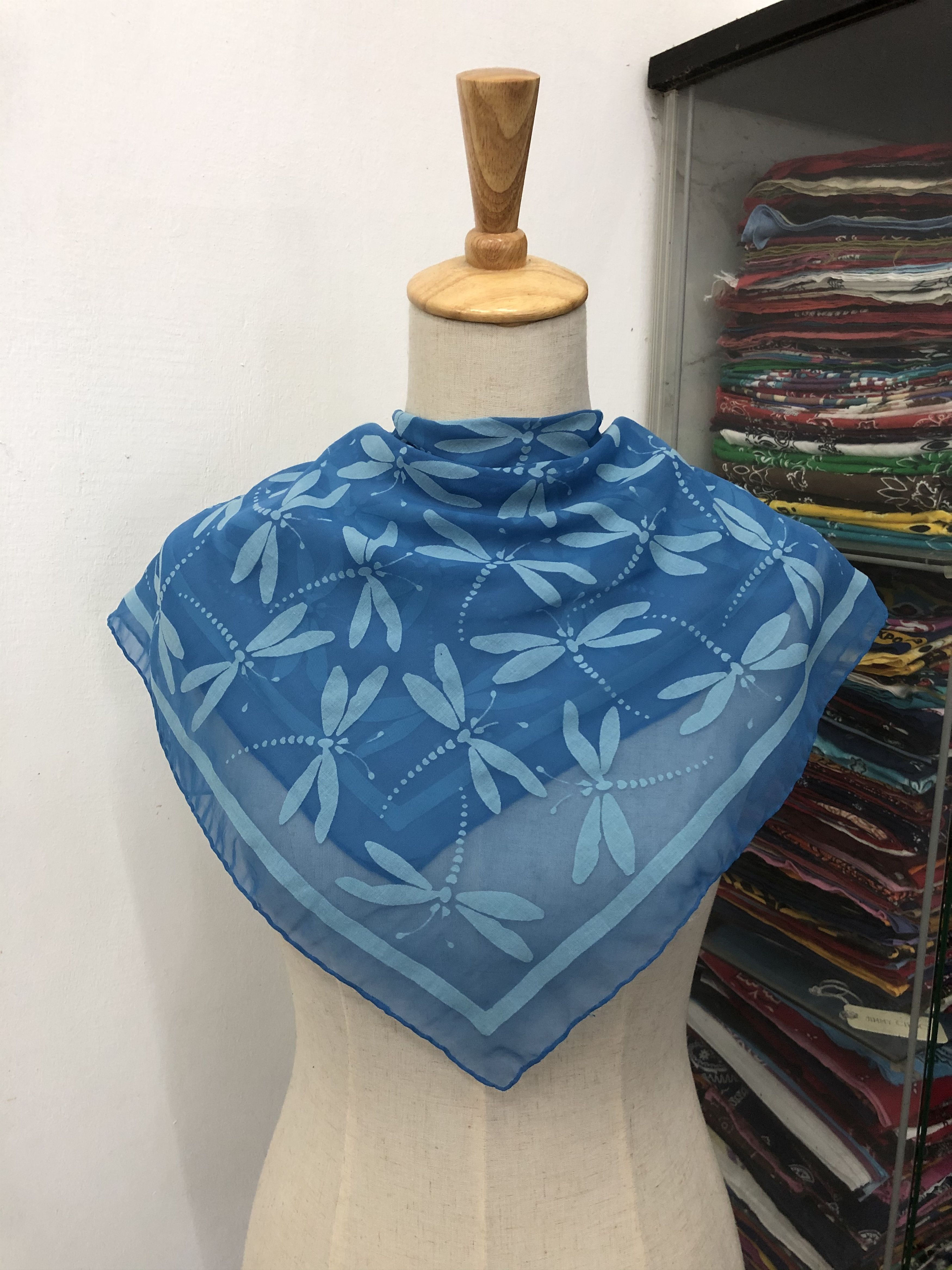 Vintage Vintage Salvatore Ferragamo Silk Scarf Size ONE SIZE - 1 Thumbnail