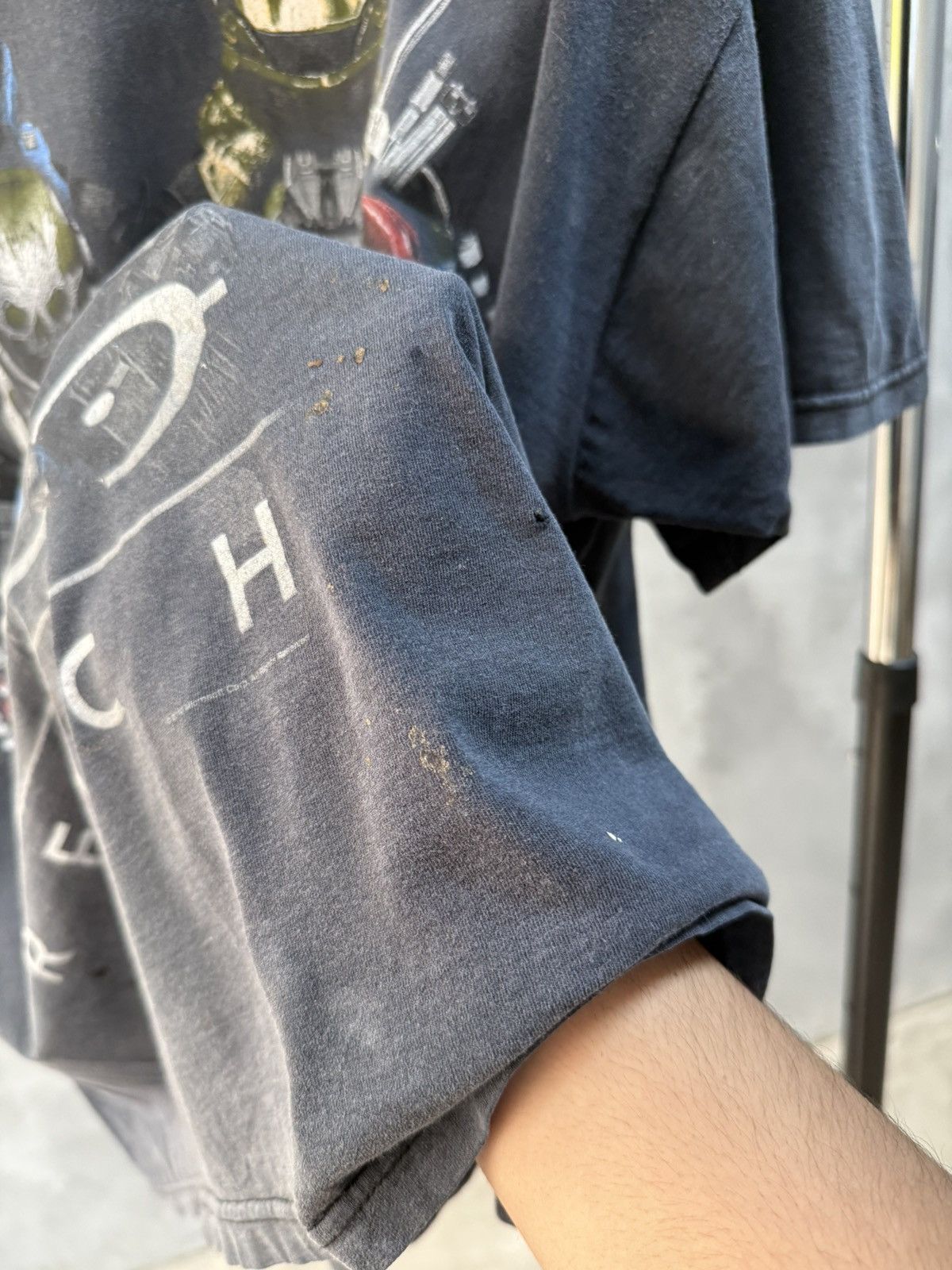 Halo VTG 2010 Halo Reach & Faded Distressed Video Game shirt Xbox Size US XL / EU 56 / 4 - 9 Thumbnail