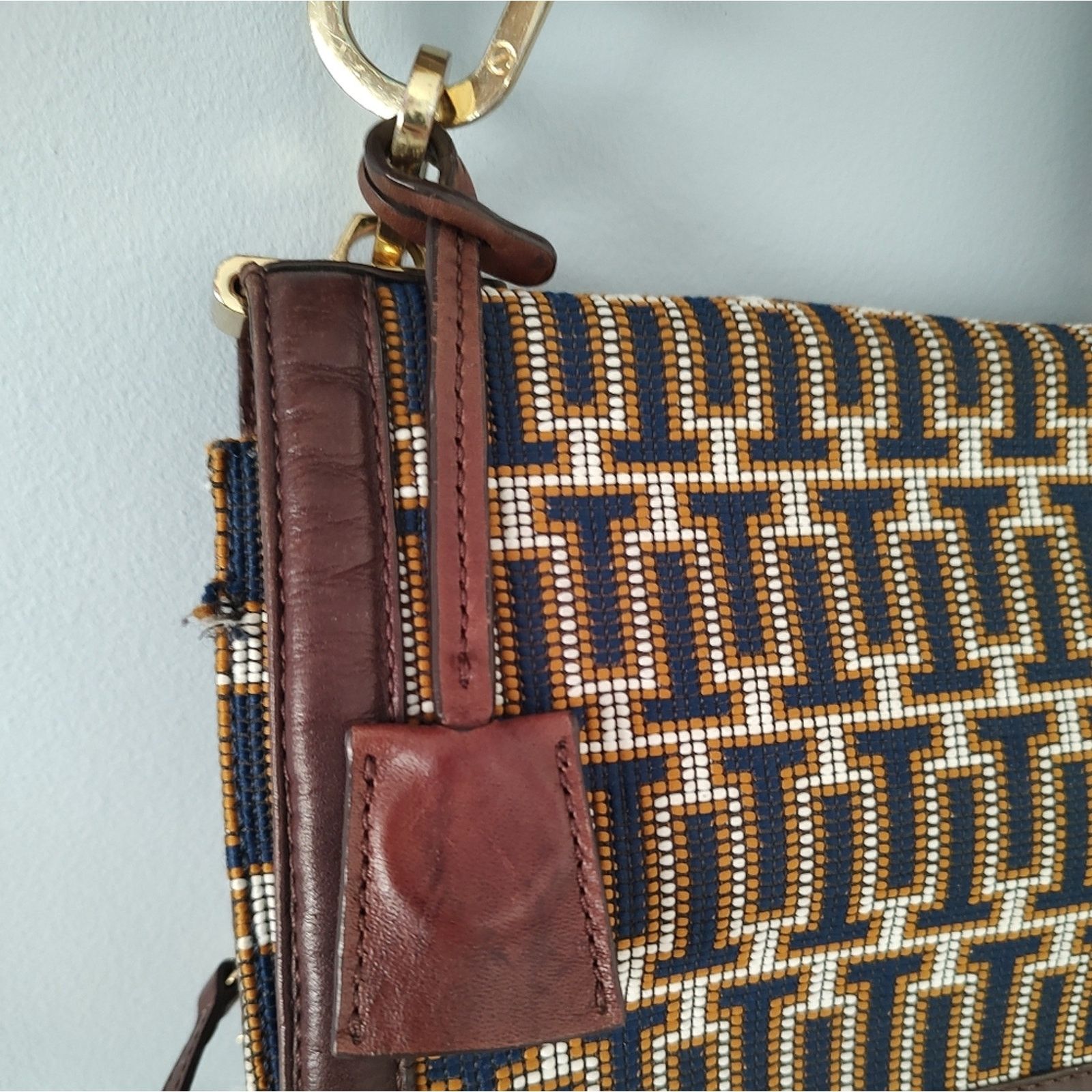 Tory Burch Tory Burch RARE 2011 runway woven shoulder bag w/mirror EUC Size ONE SIZE - 6 Thumbnail